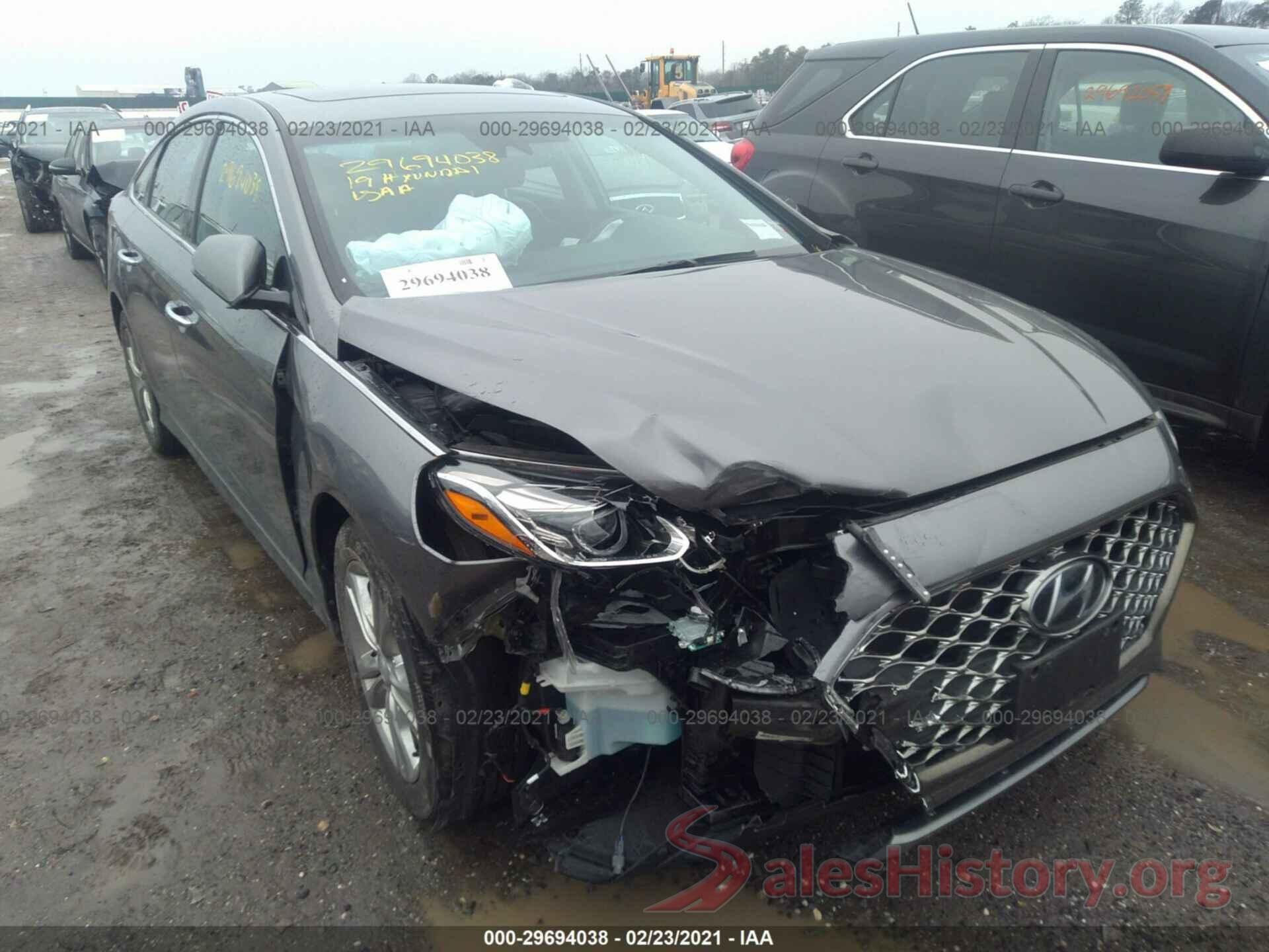 5NPE34AF8KH821585 2019 HYUNDAI SONATA