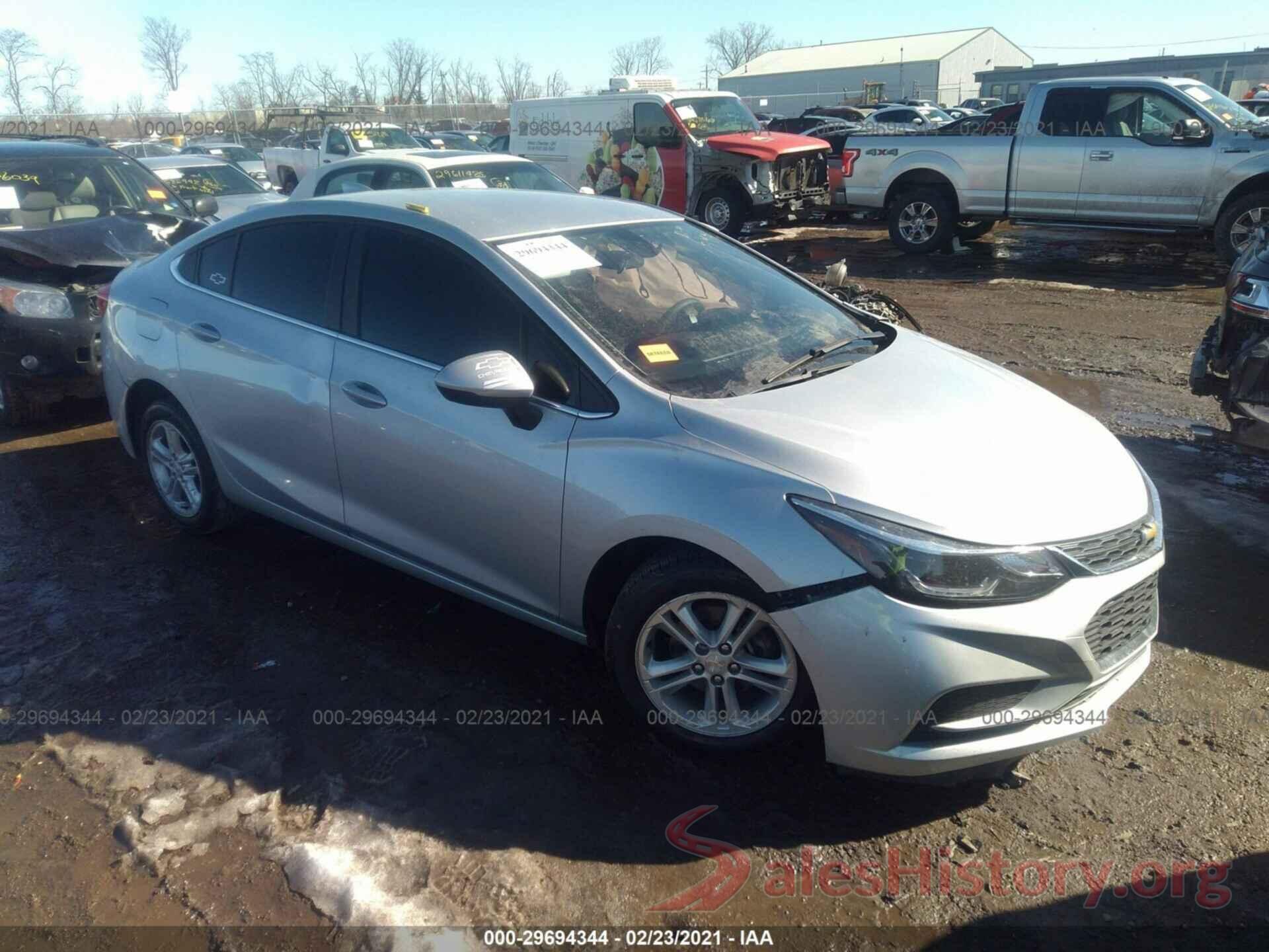 1G1BE5SM5J7164241 2018 CHEVROLET CRUZE