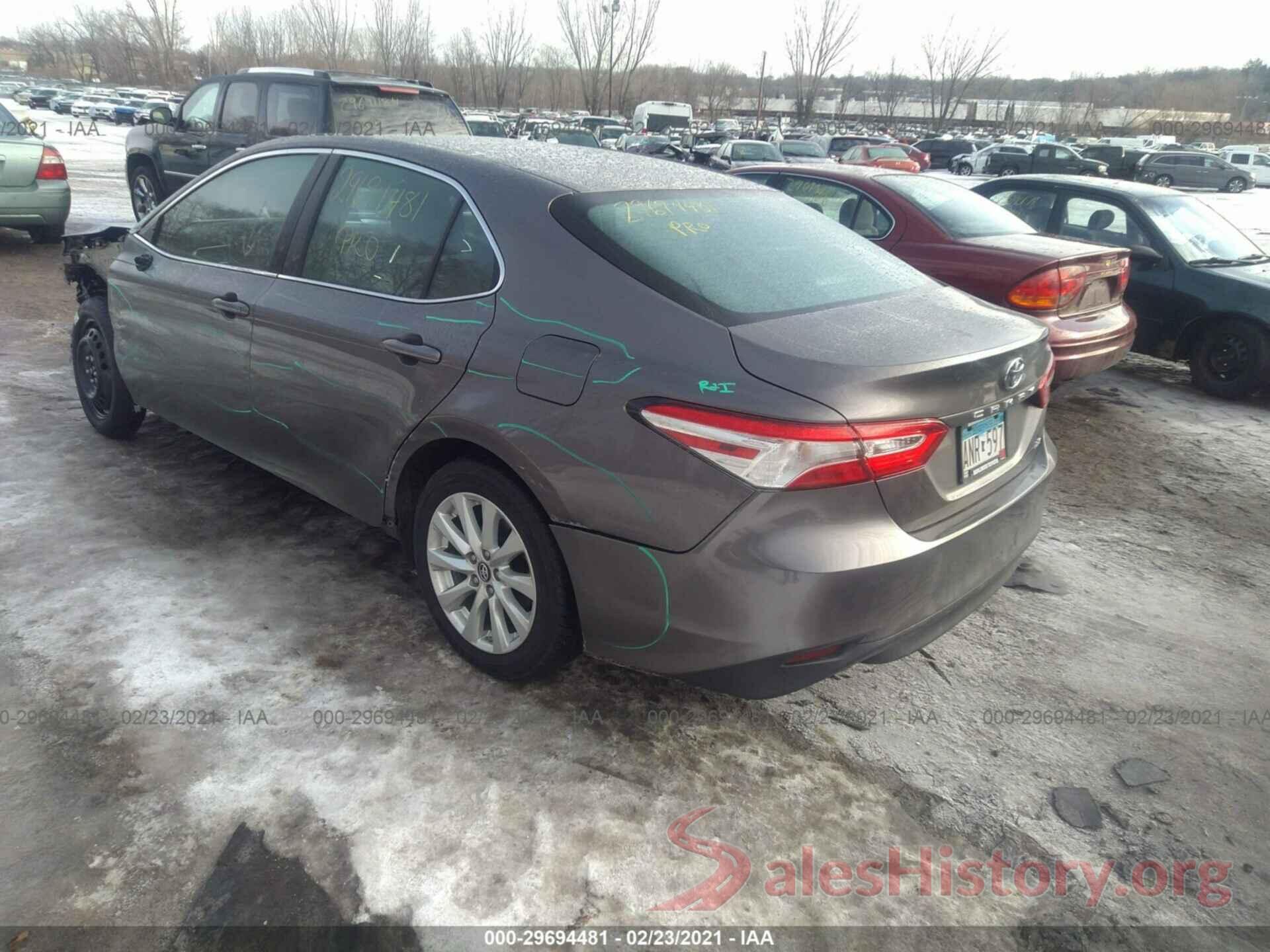 4T1B11HK9JU031108 2018 TOYOTA CAMRY