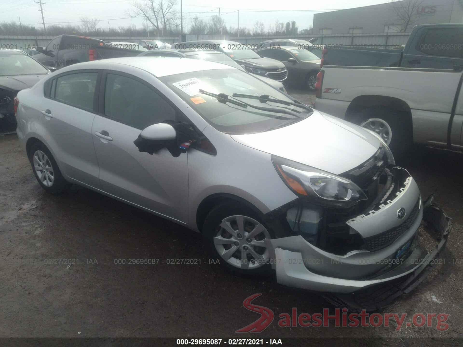 KNADM4A36H6061073 2017 KIA RIO