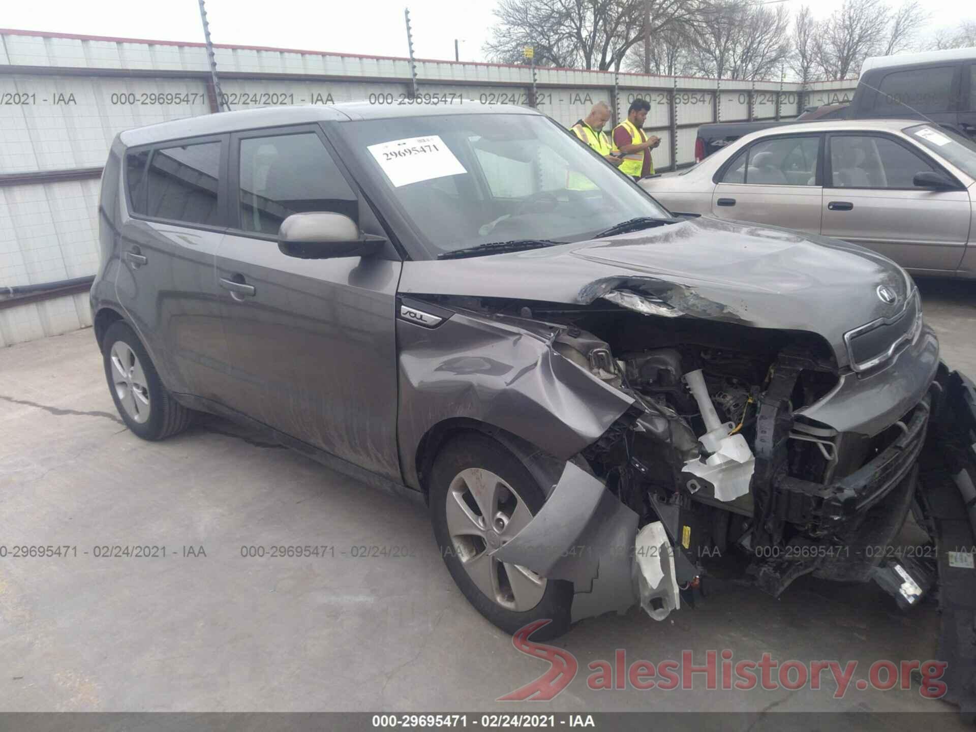 KNDJN2A27G7360806 2016 KIA SOUL