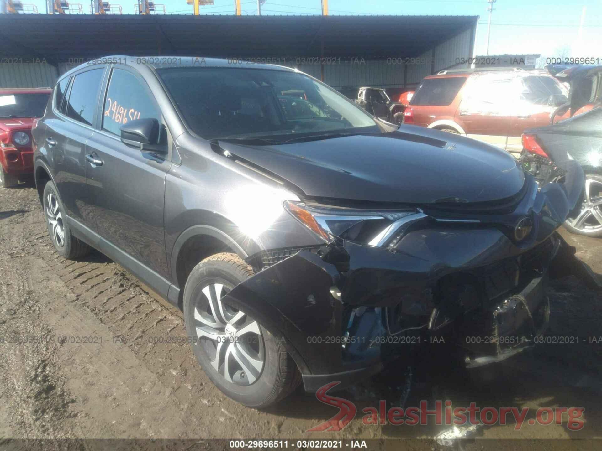 JTMBFREV6JJ178247 2018 TOYOTA RAV4