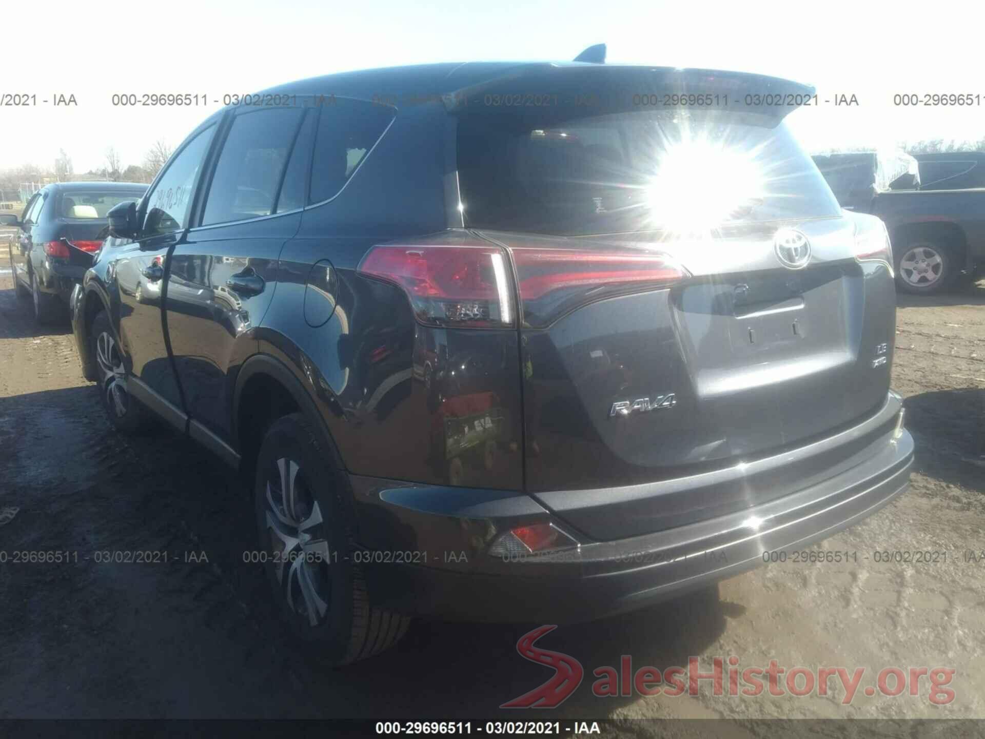 JTMBFREV6JJ178247 2018 TOYOTA RAV4