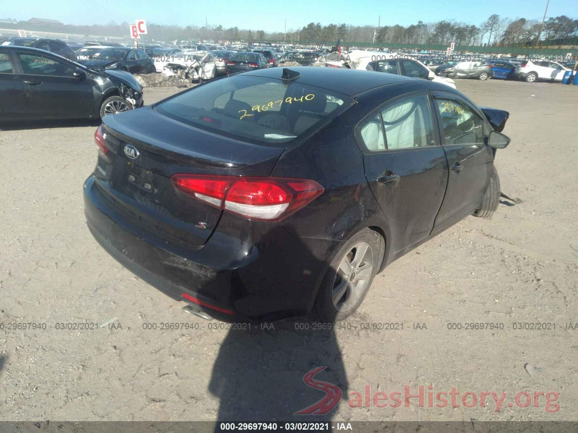 3KPFL4A71JE195720 2018 KIA FORTE