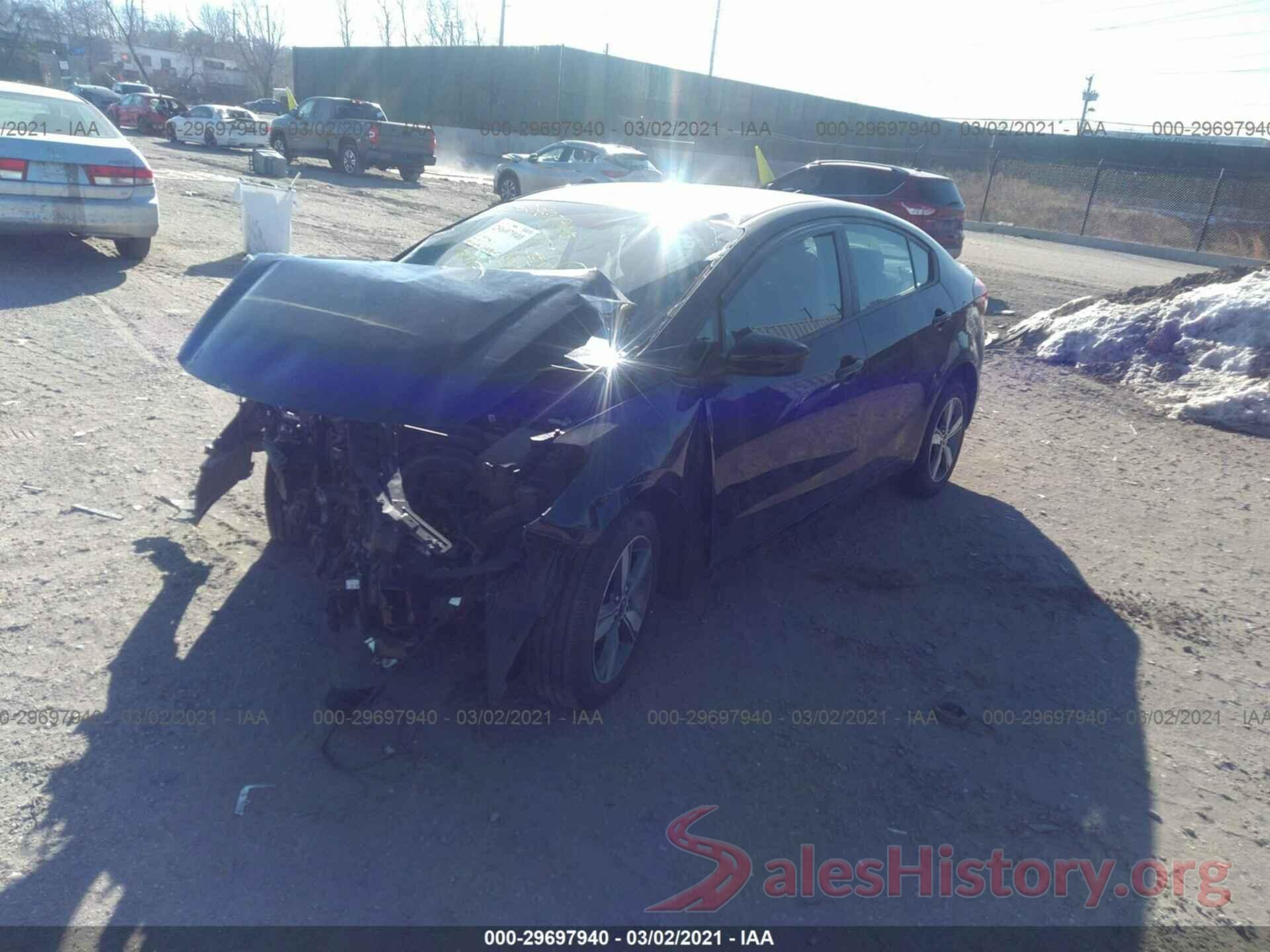 3KPFL4A71JE195720 2018 KIA FORTE