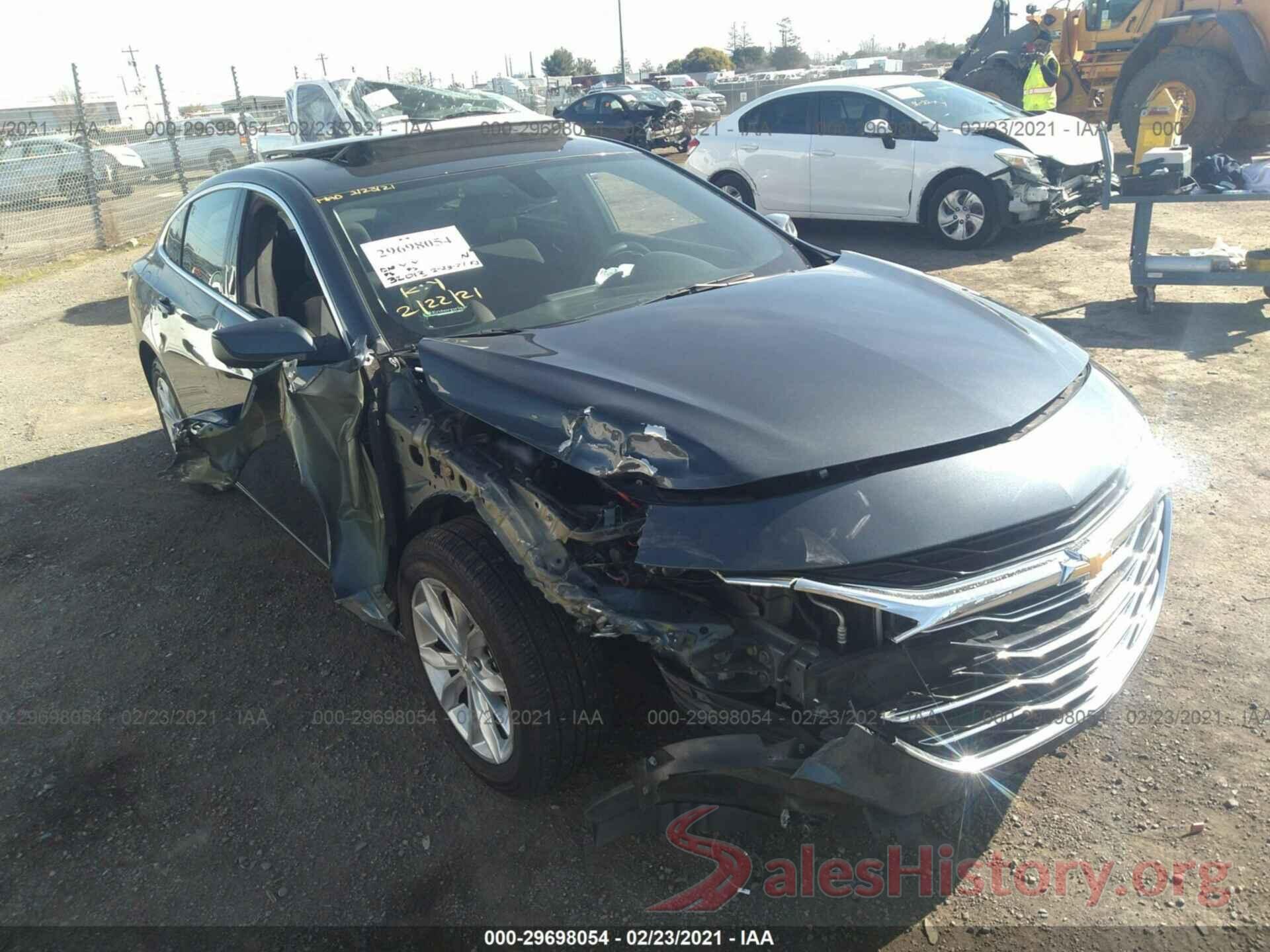 1G1ZD5ST4KF140562 2019 CHEVROLET MALIBU