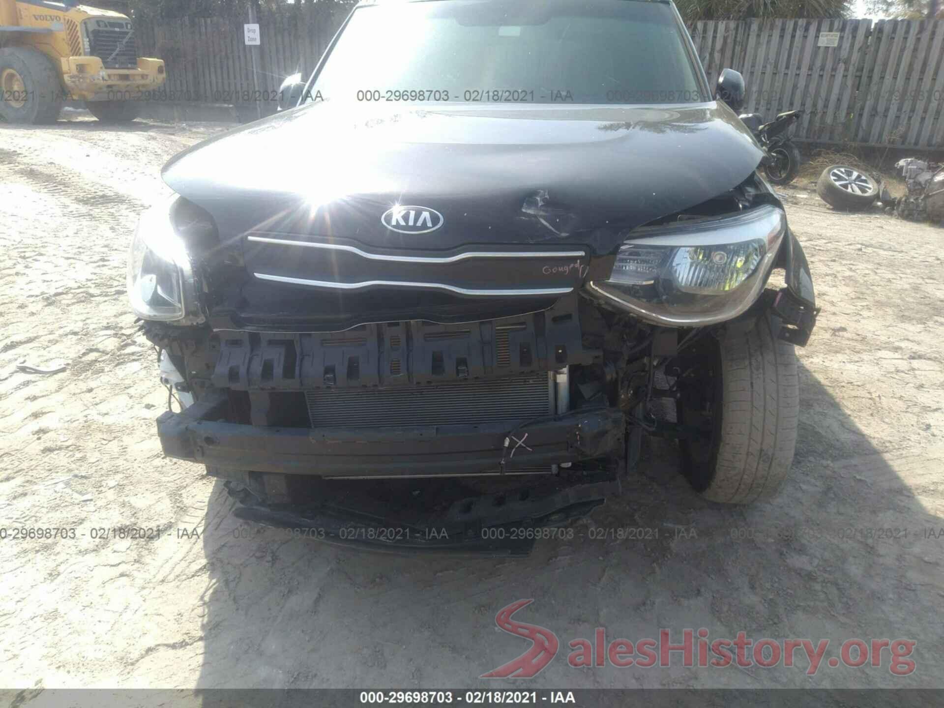 KNDJN2A22J7585951 2018 KIA SOUL