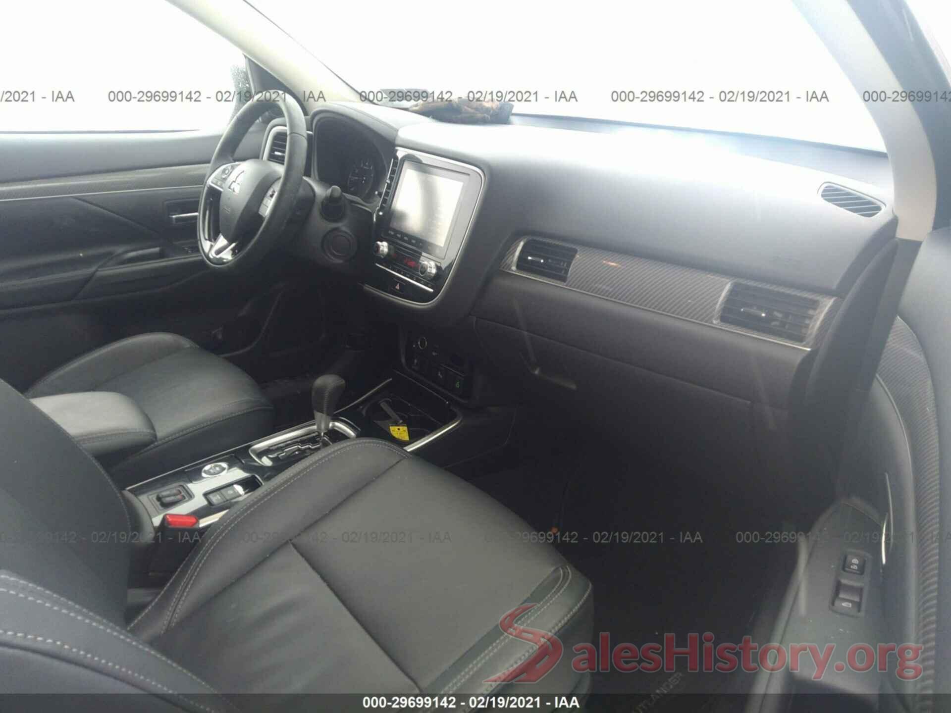 JA4AZ3A33LZ032620 2020 MITSUBISHI OUTLANDER