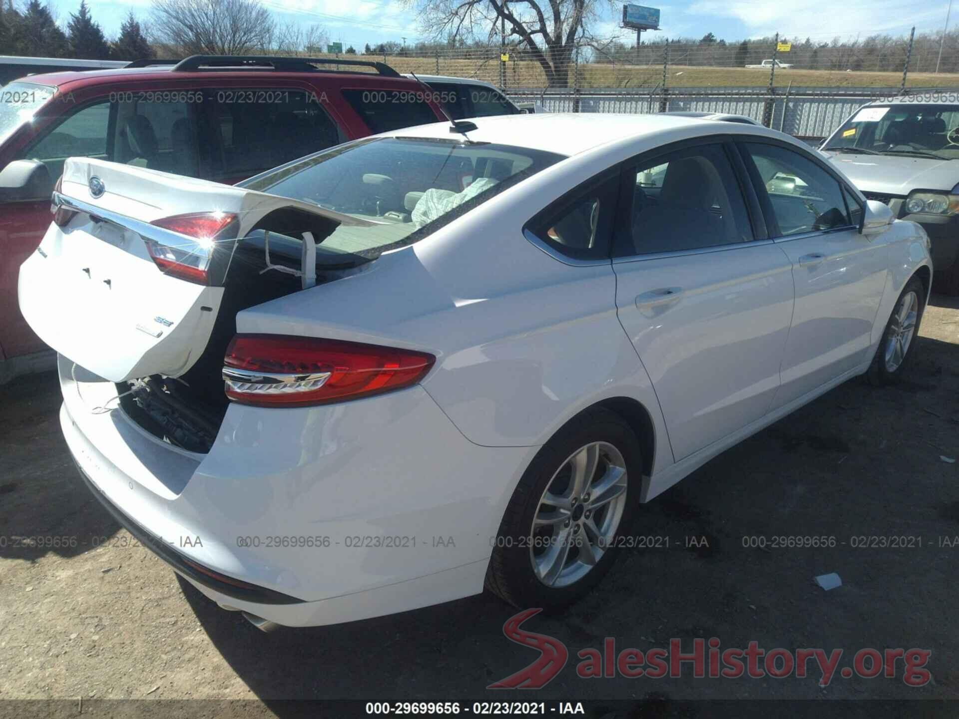 3FA6P0HD4JR235988 2018 FORD FUSION