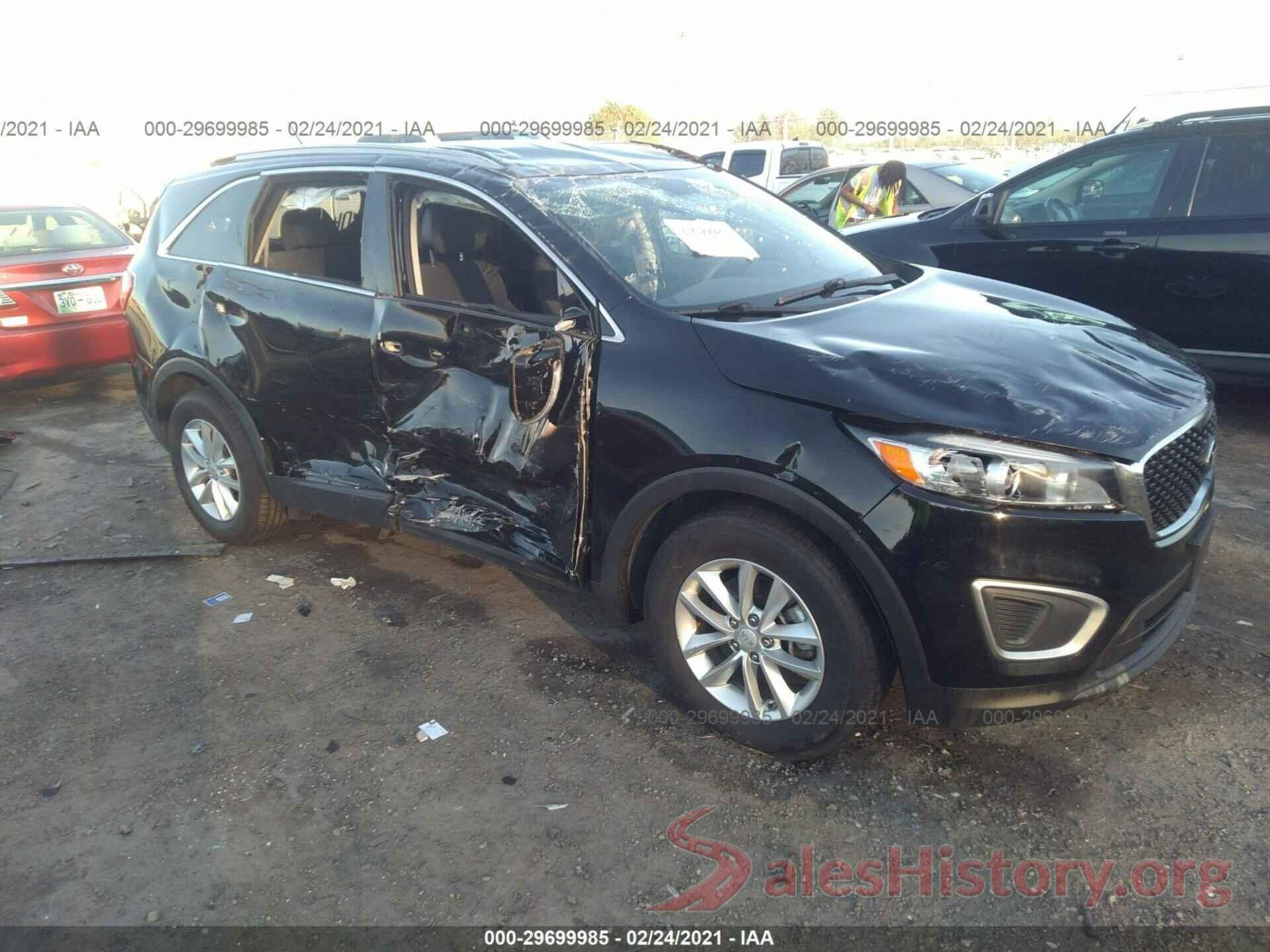 5XYPGDA59HG188437 2017 KIA SORENTO