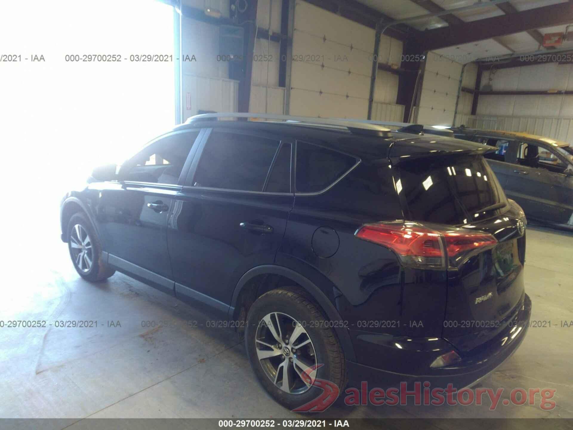 2T3WFREV8JW412889 2018 TOYOTA RAV4