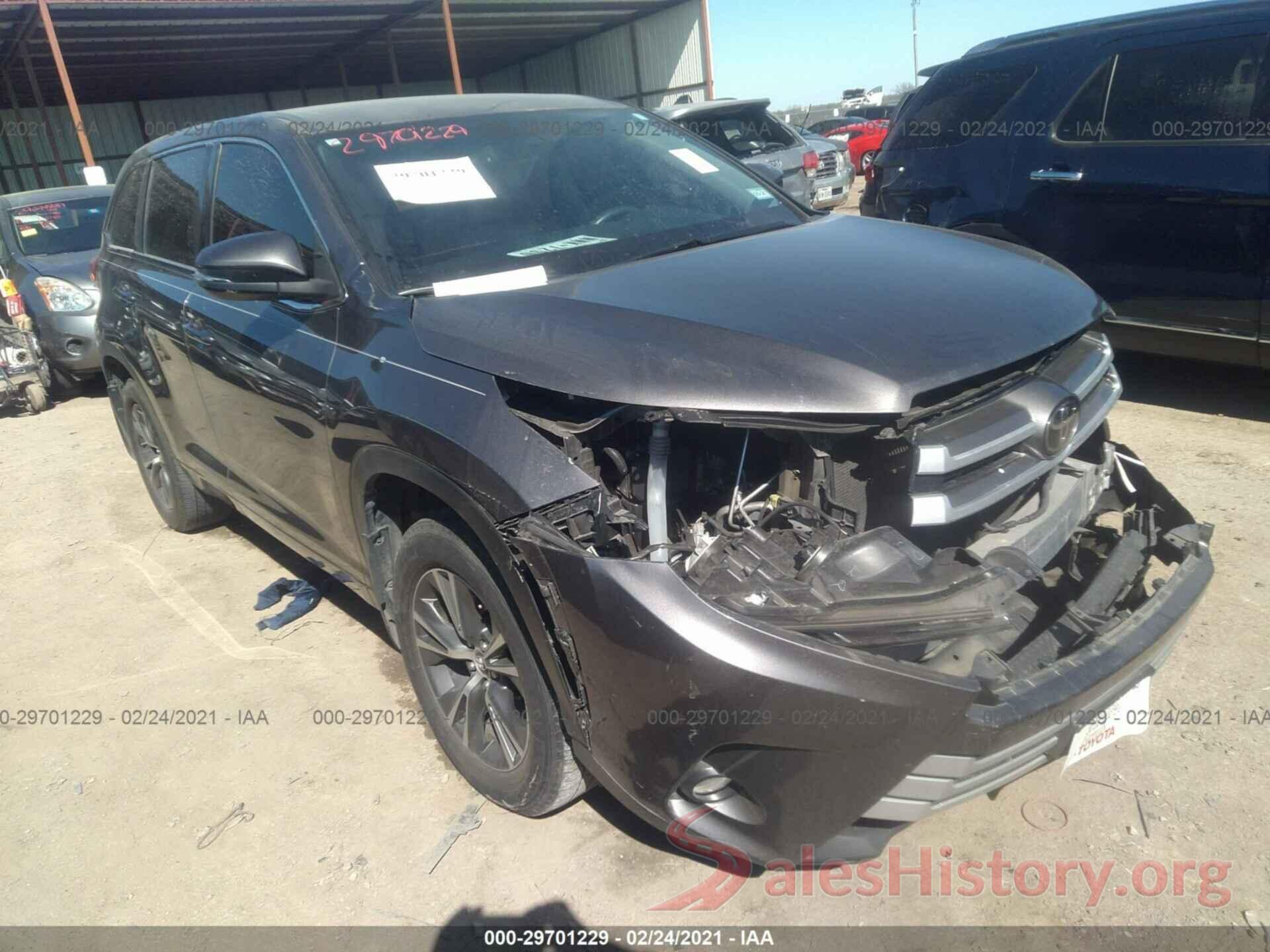 5TDZZRFH9JS242895 2018 TOYOTA HIGHLANDER