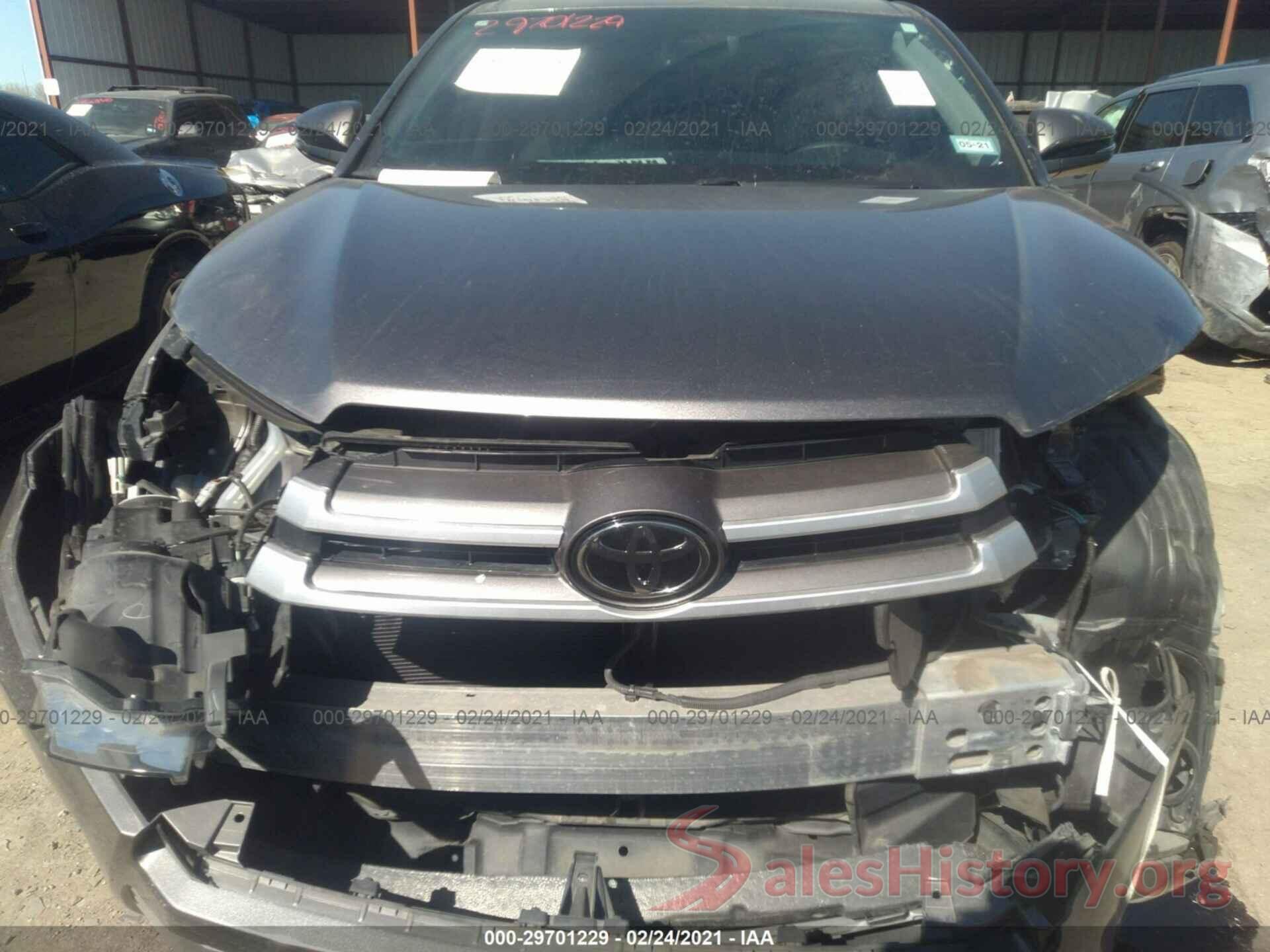 5TDZZRFH9JS242895 2018 TOYOTA HIGHLANDER