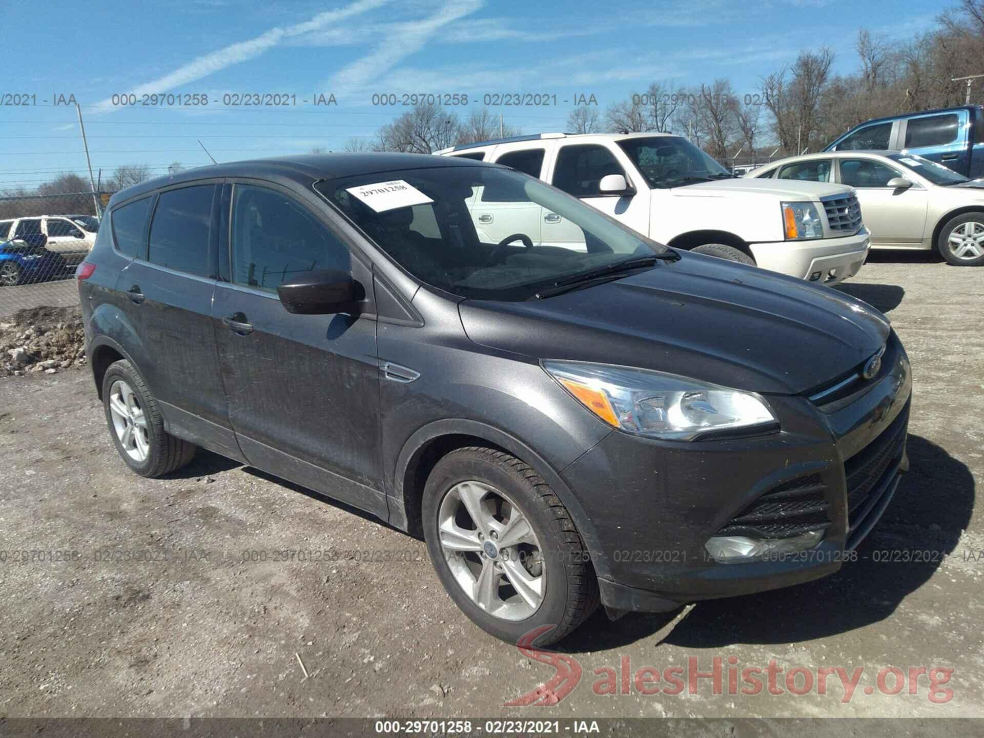 1FMCU0G70GUB57689 2016 FORD ESCAPE