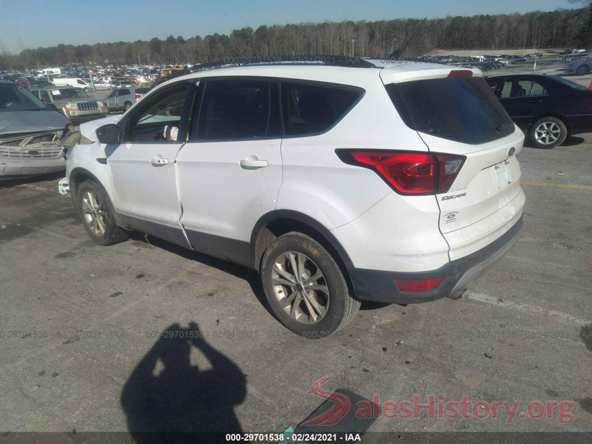 1FMCU0HD9KUA11112 2019 FORD ESCAPE