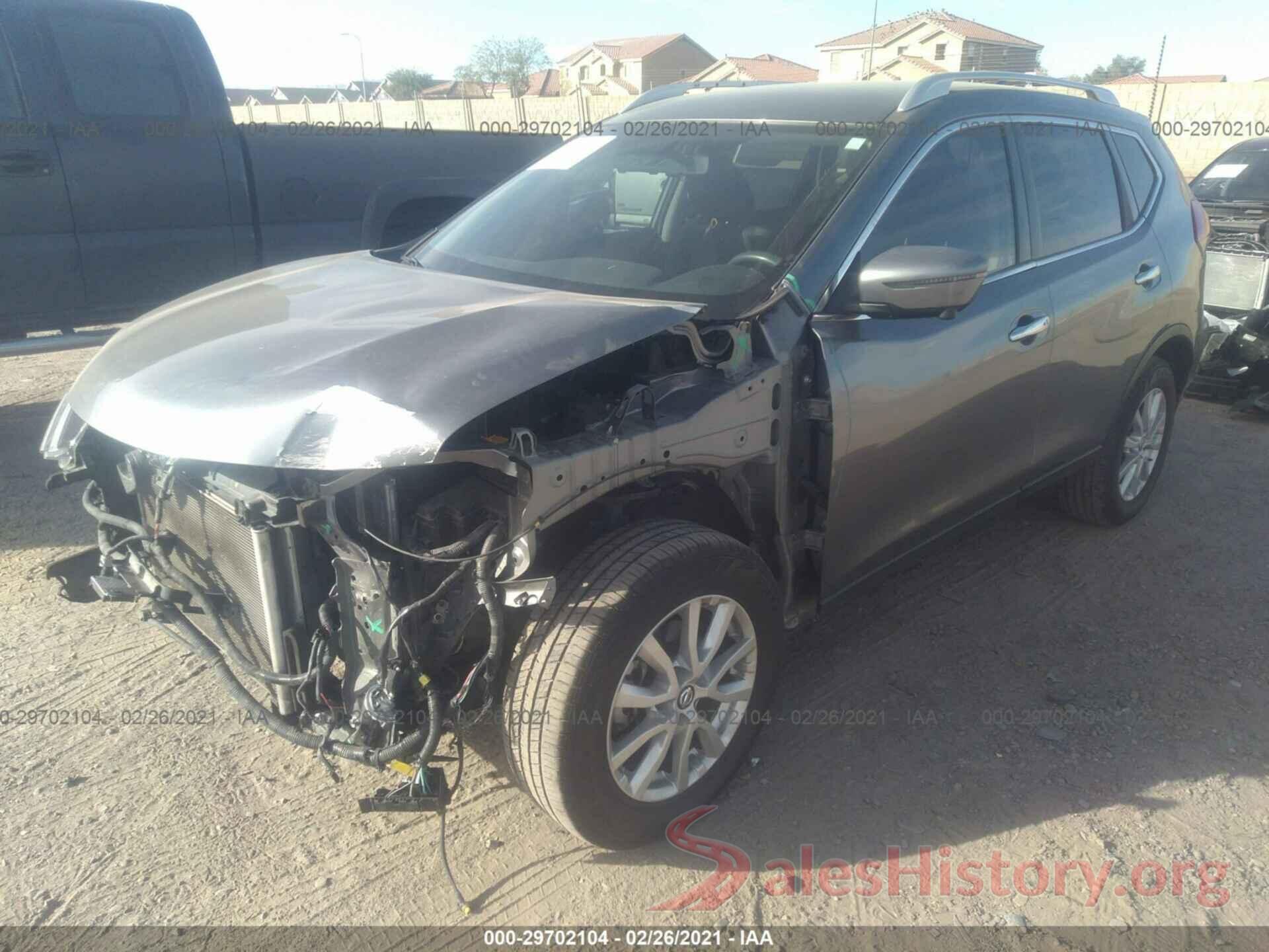 KNMAT2MT4HP573689 2017 NISSAN ROGUE