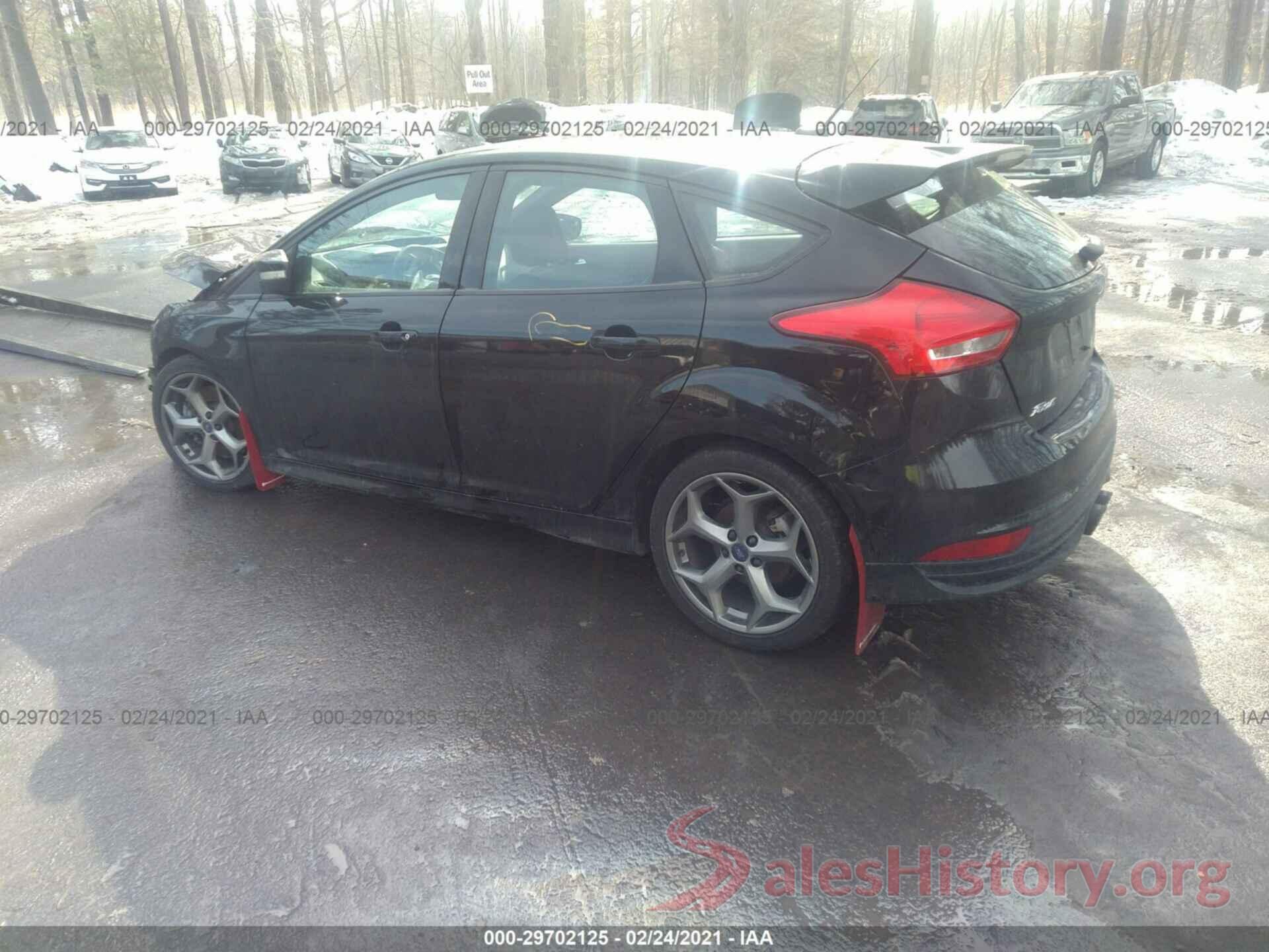 1FADP3L9XJL225900 2018 FORD FOCUS