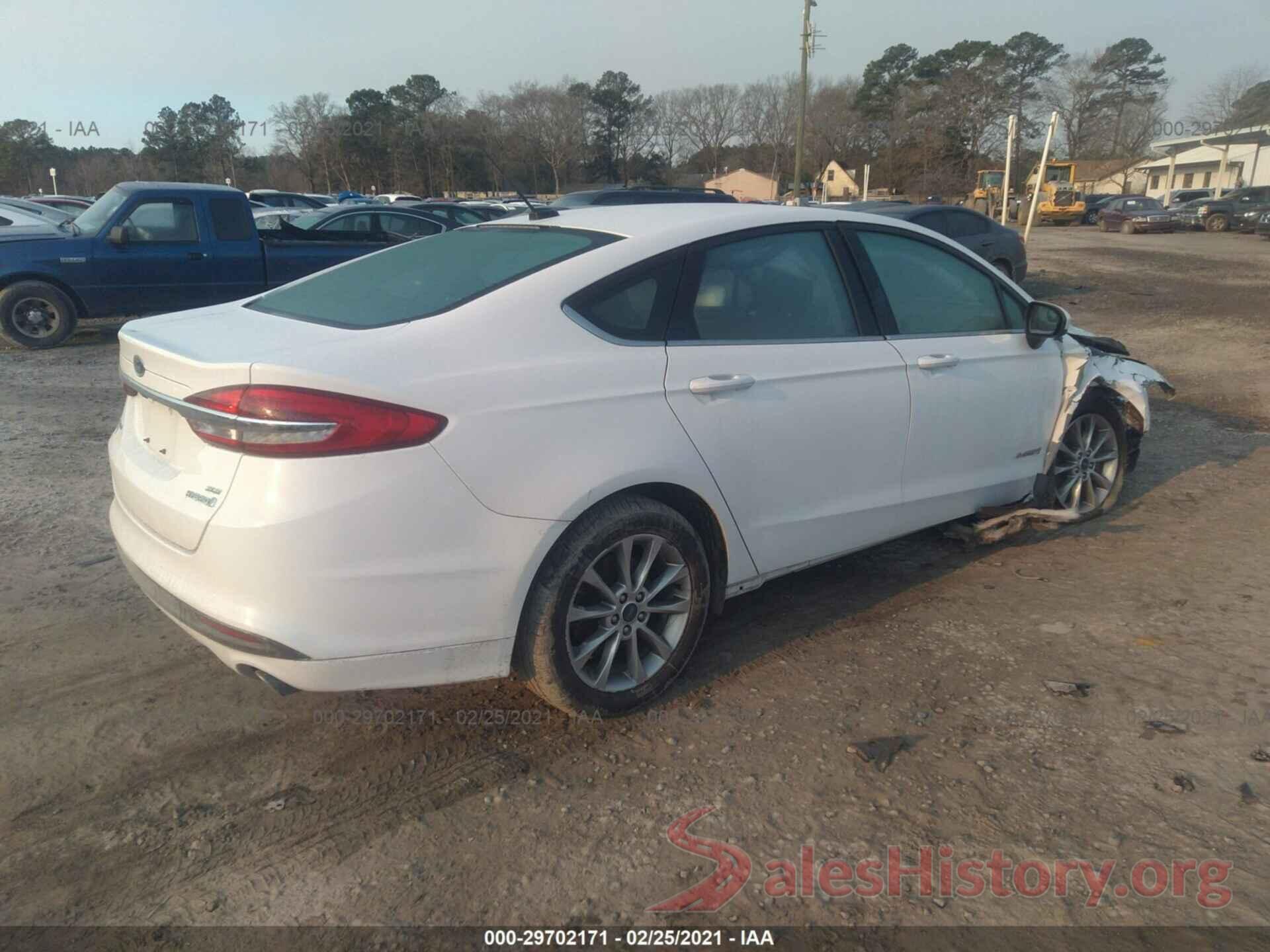 3FA6P0LUXHR190623 2017 FORD FUSION