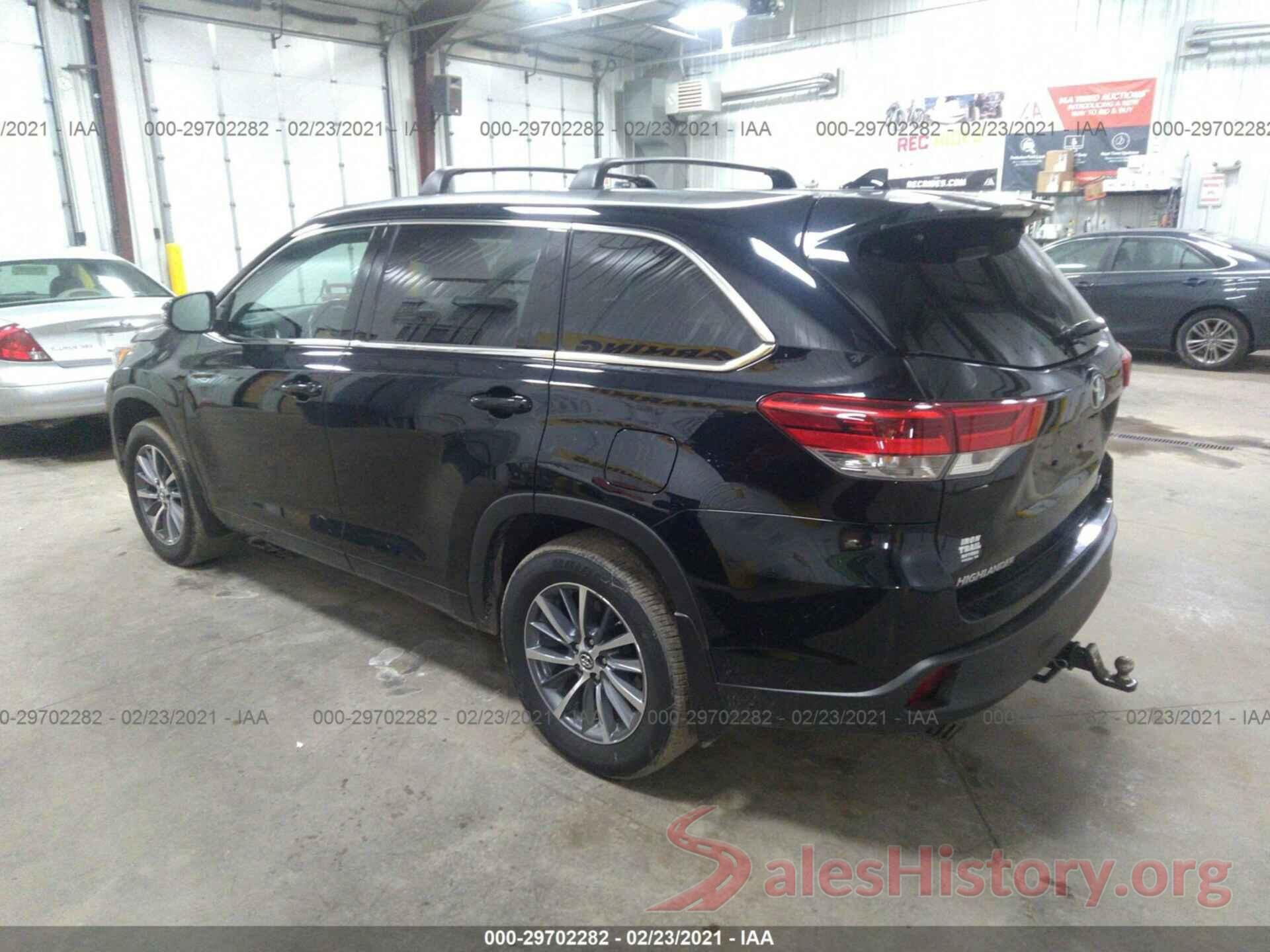 5TDJZRFH2JS913093 2018 TOYOTA HIGHLANDER