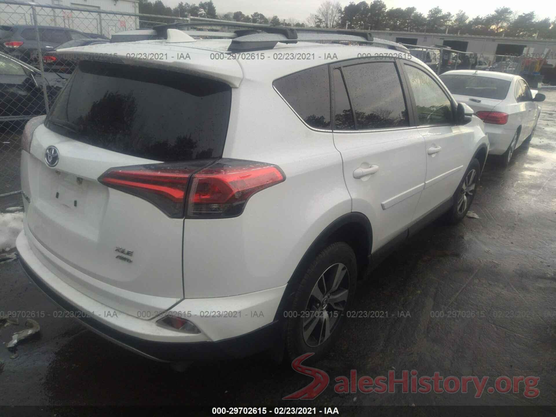 JTMRFREV5HJ135804 2017 TOYOTA RAV4