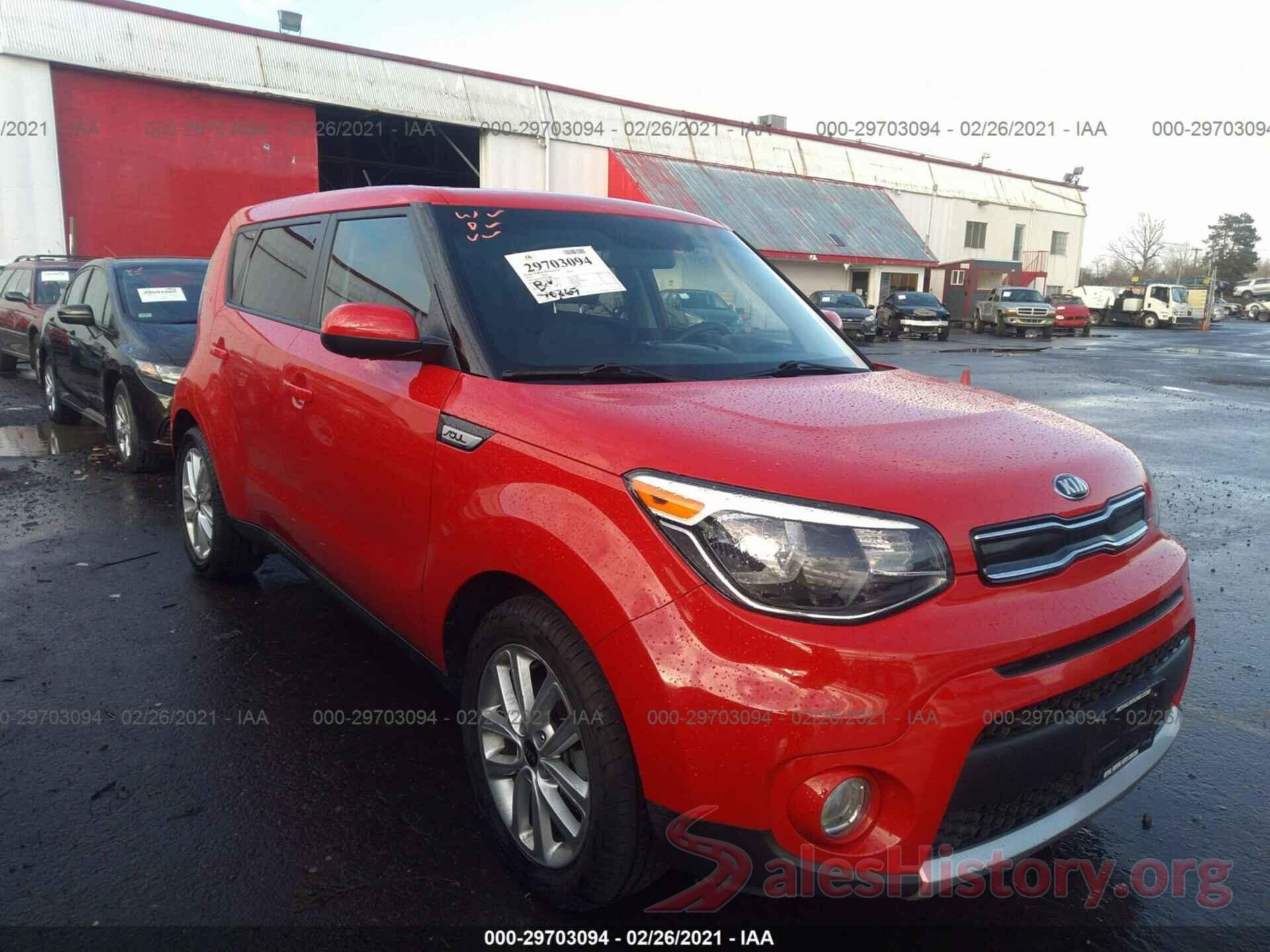 KNDJP3A55J7556406 2018 KIA SOUL