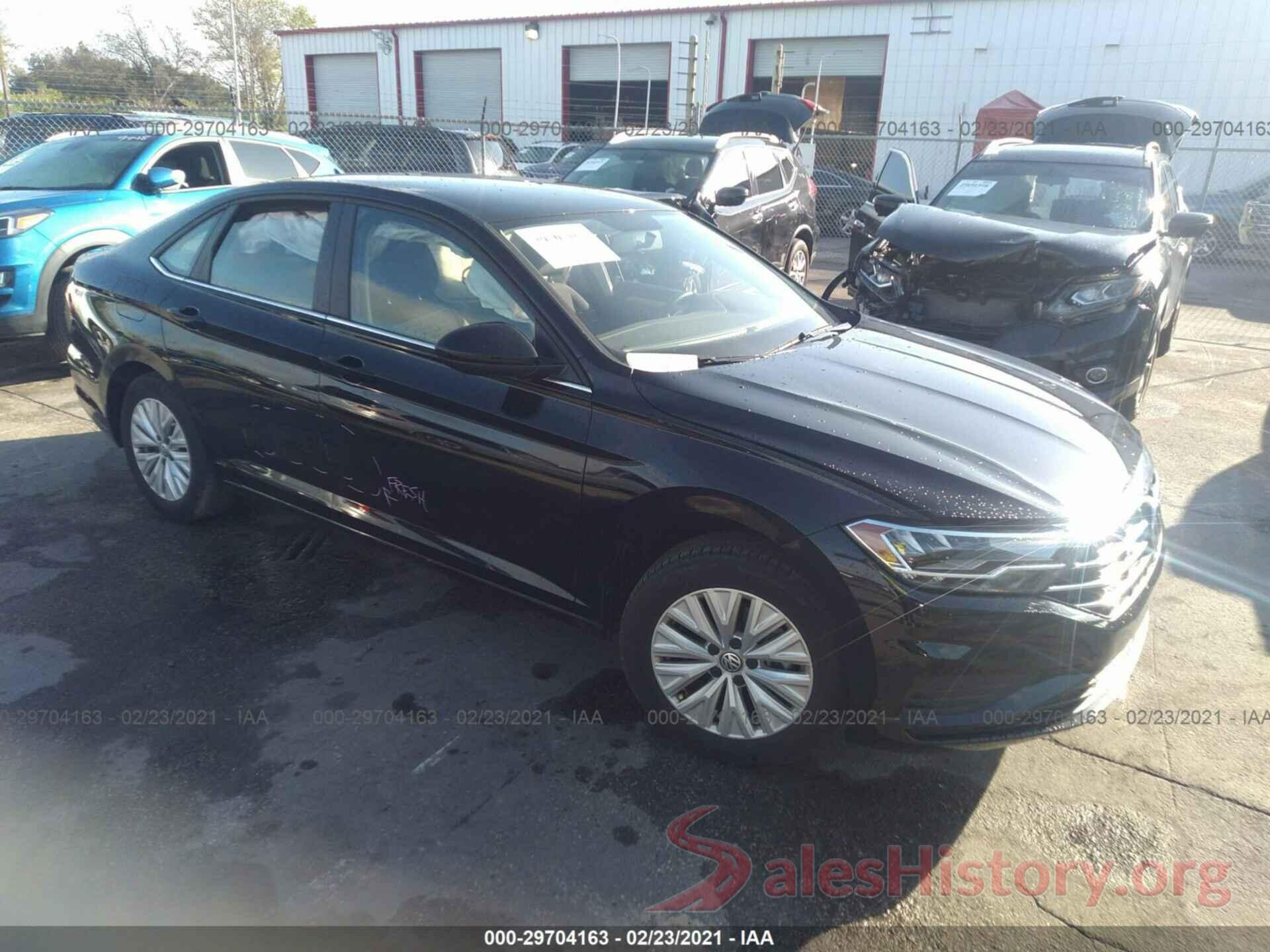 3VWN57BUXKM261326 2019 VOLKSWAGEN JETTA