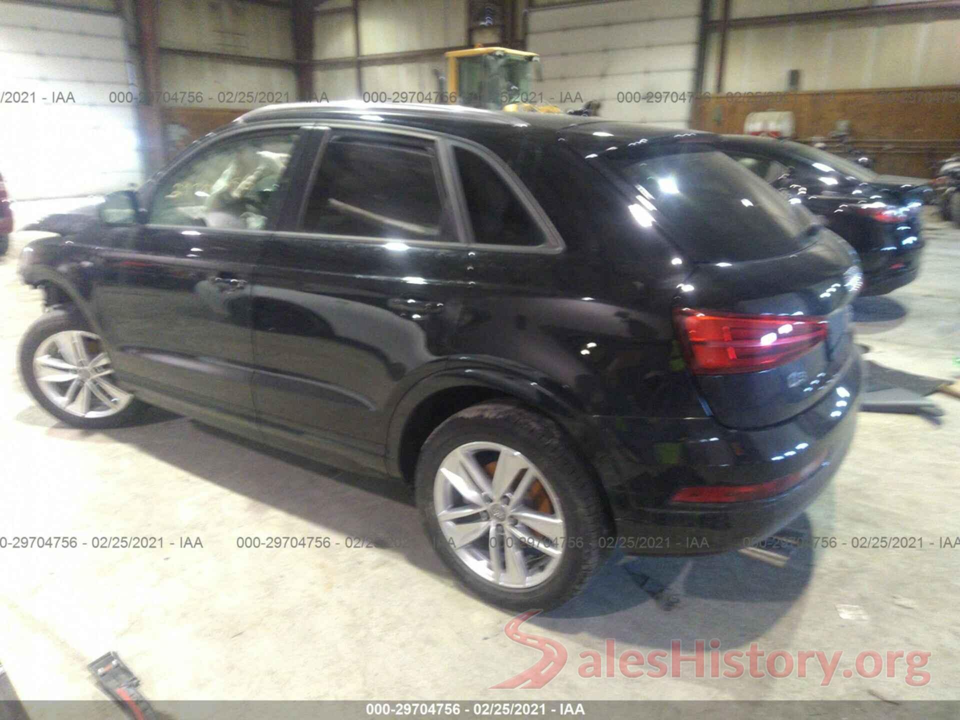 WA1ECCFS1JR035533 2018 AUDI Q3