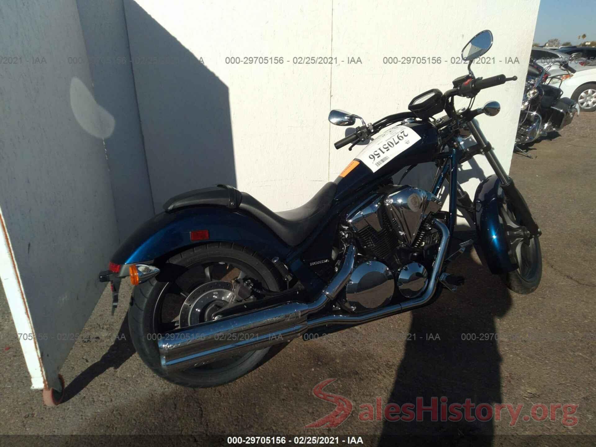 JH2SC6124KK400001 2019 HONDA VT1300