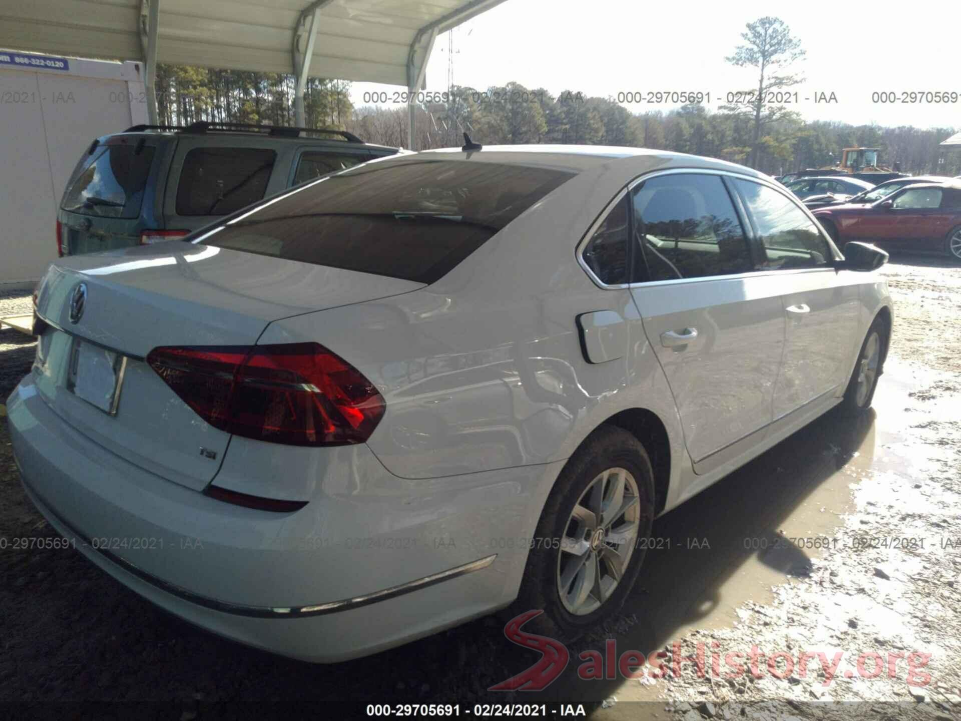 1VWAT7A39HC046429 2017 VOLKSWAGEN PASSAT