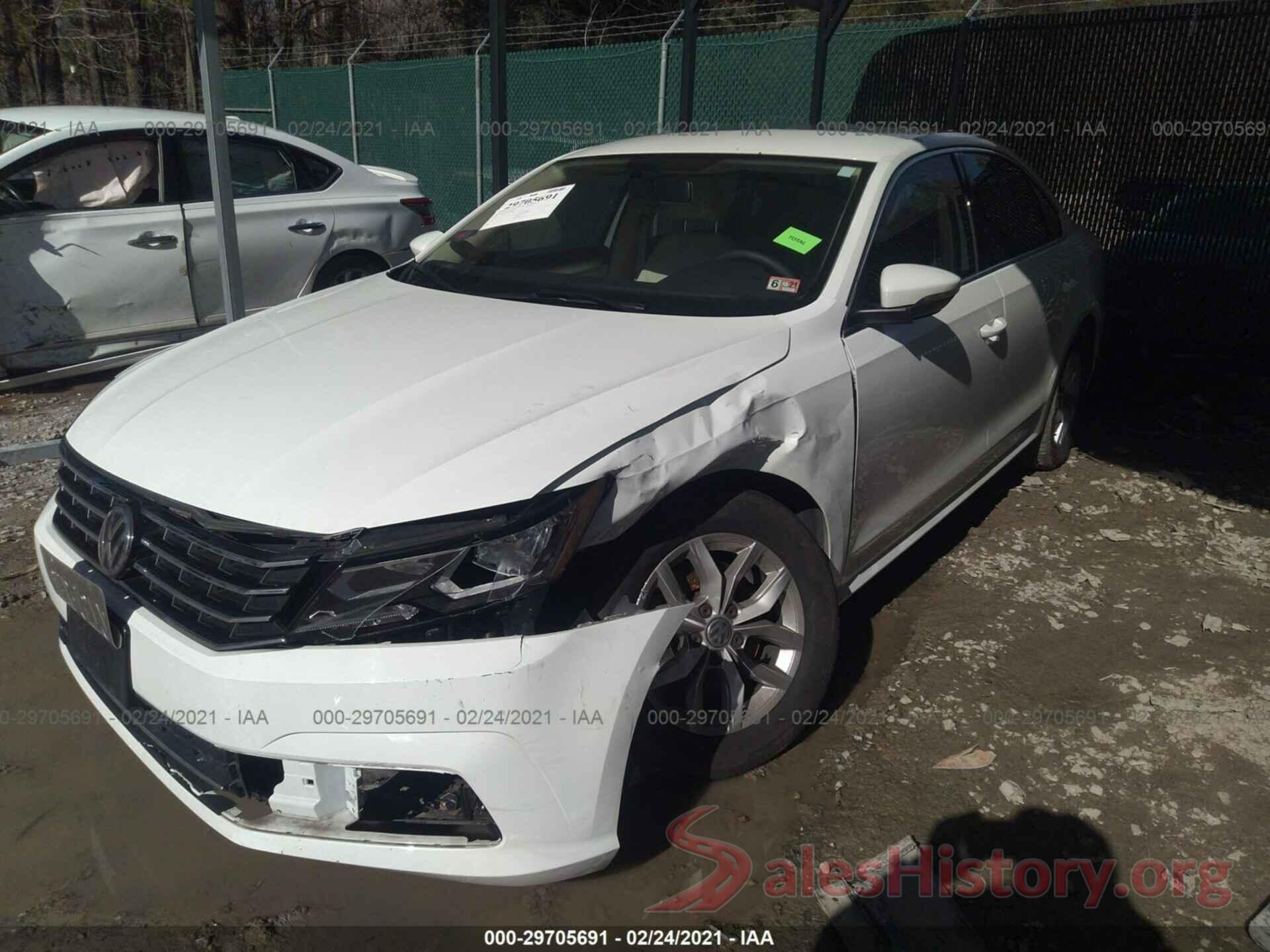 1VWAT7A39HC046429 2017 VOLKSWAGEN PASSAT