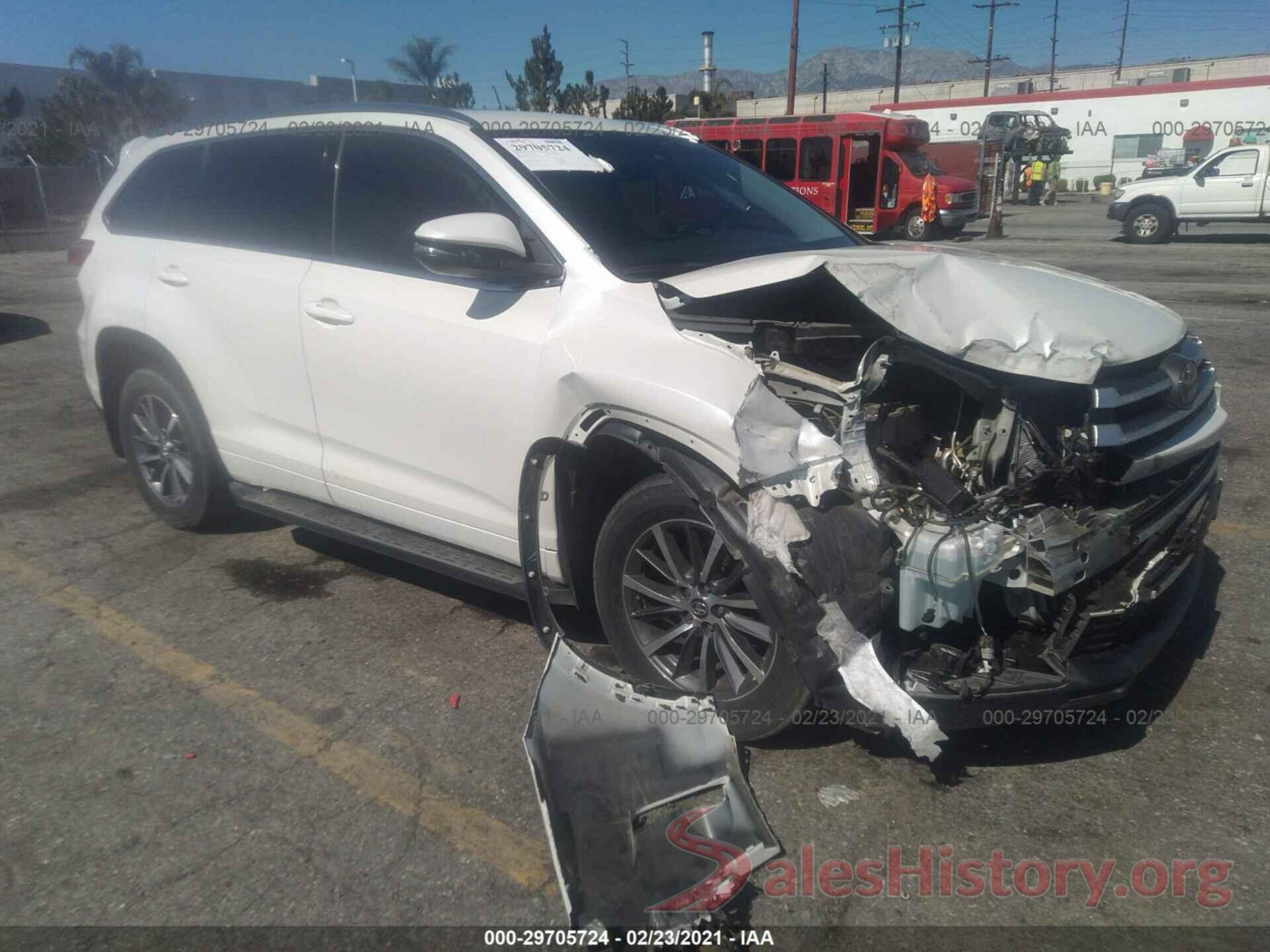 5TDKZRFH4JS547500 2018 TOYOTA HIGHLANDER