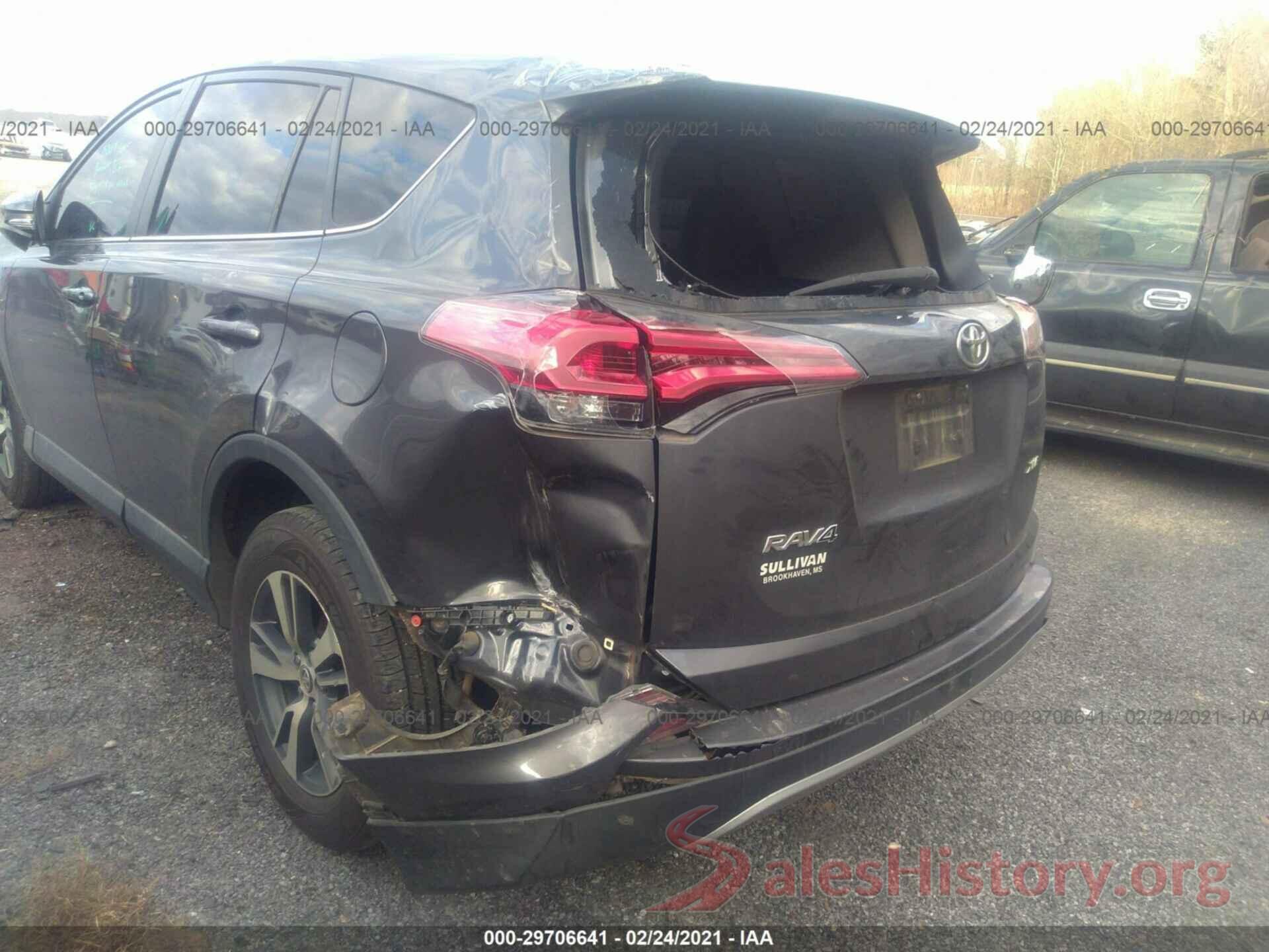 2T3WFREV7JW411393 2018 TOYOTA RAV4