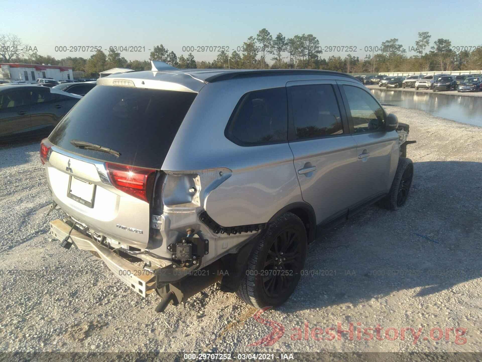 JA4AD3A34JZ020200 2018 MITSUBISHI OUTLANDER