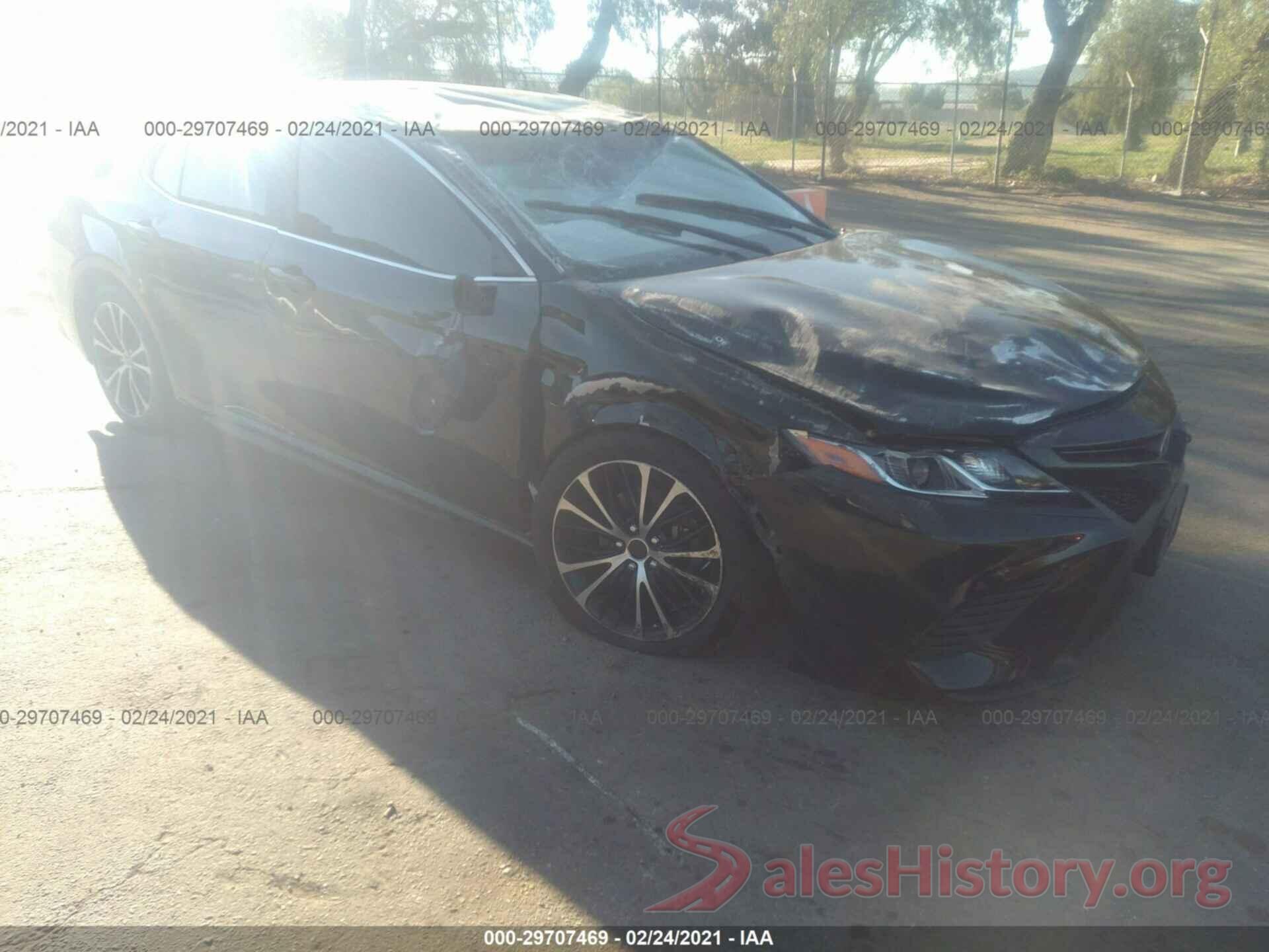 JTNB11HK4J3040577 2018 TOYOTA CAMRY