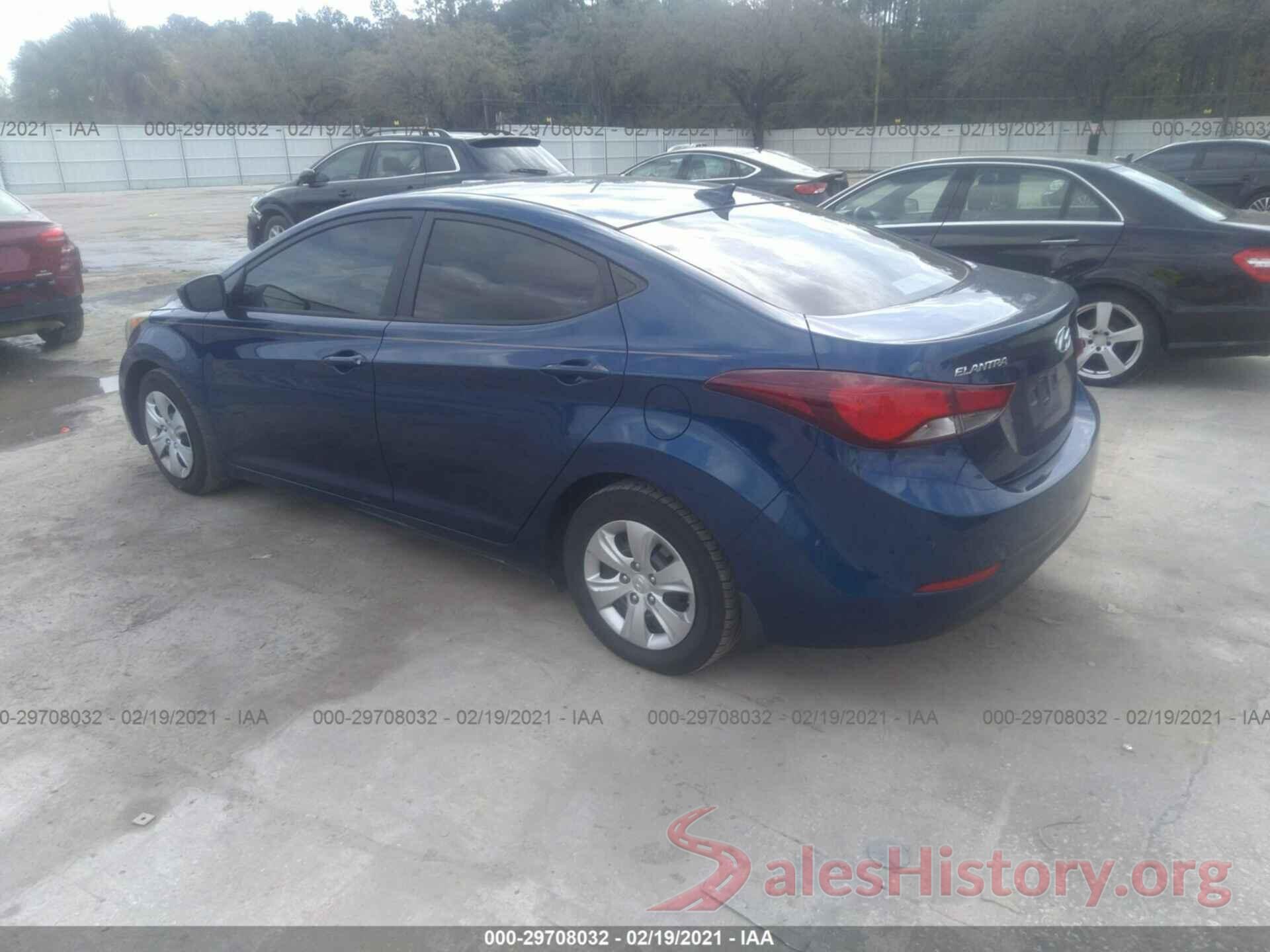 5NPDH4AE1GH671301 2016 HYUNDAI ELANTRA