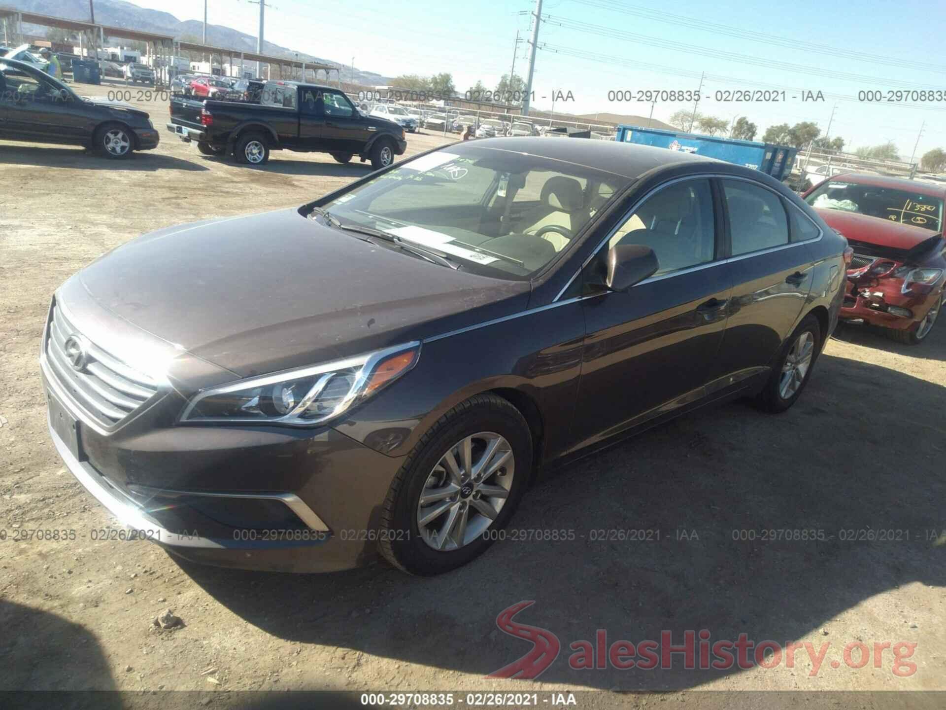 5NPE24AF4HH582421 2017 HYUNDAI SONATA