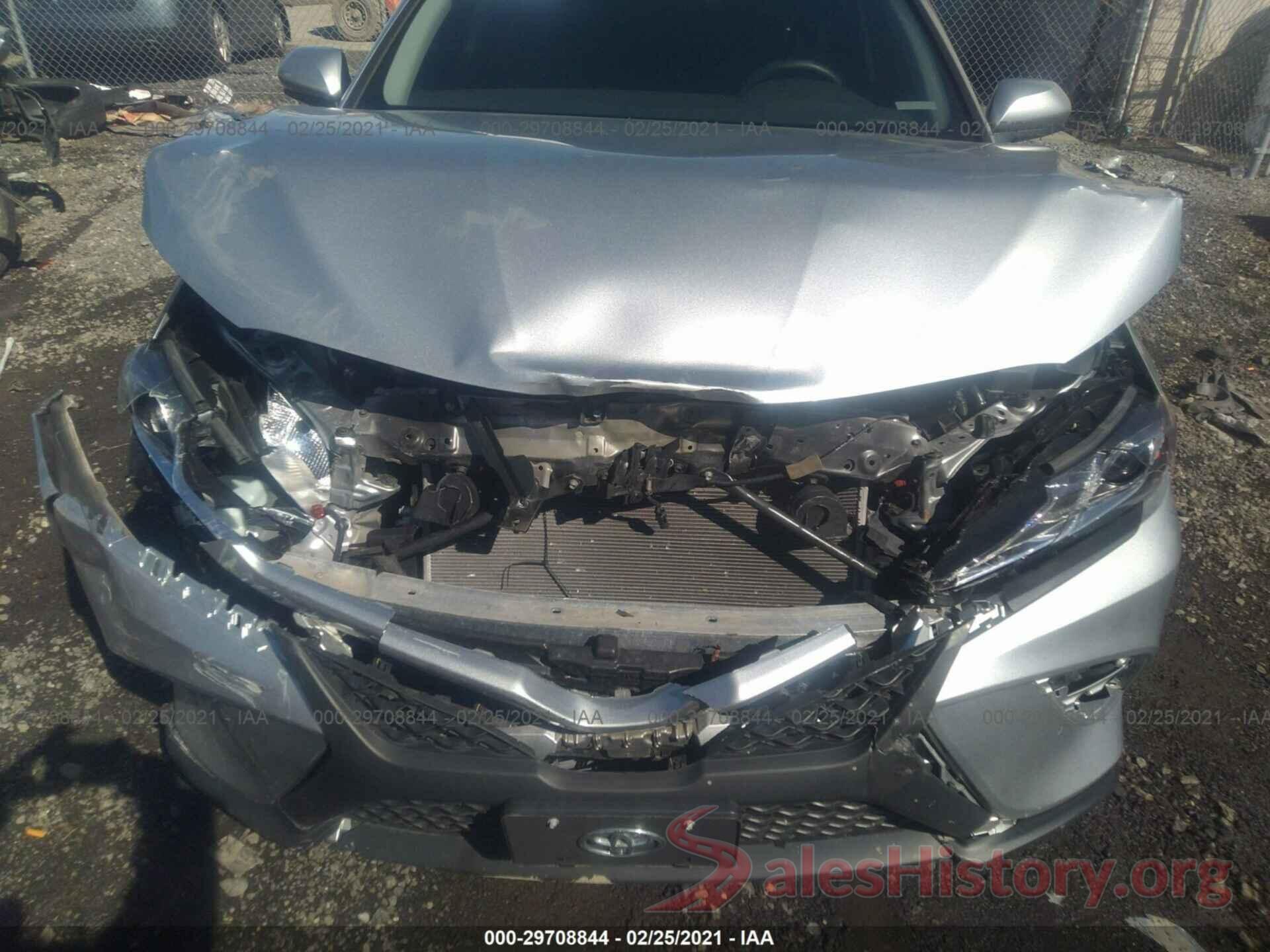 4T1B11HK3JU623832 2018 TOYOTA CAMRY