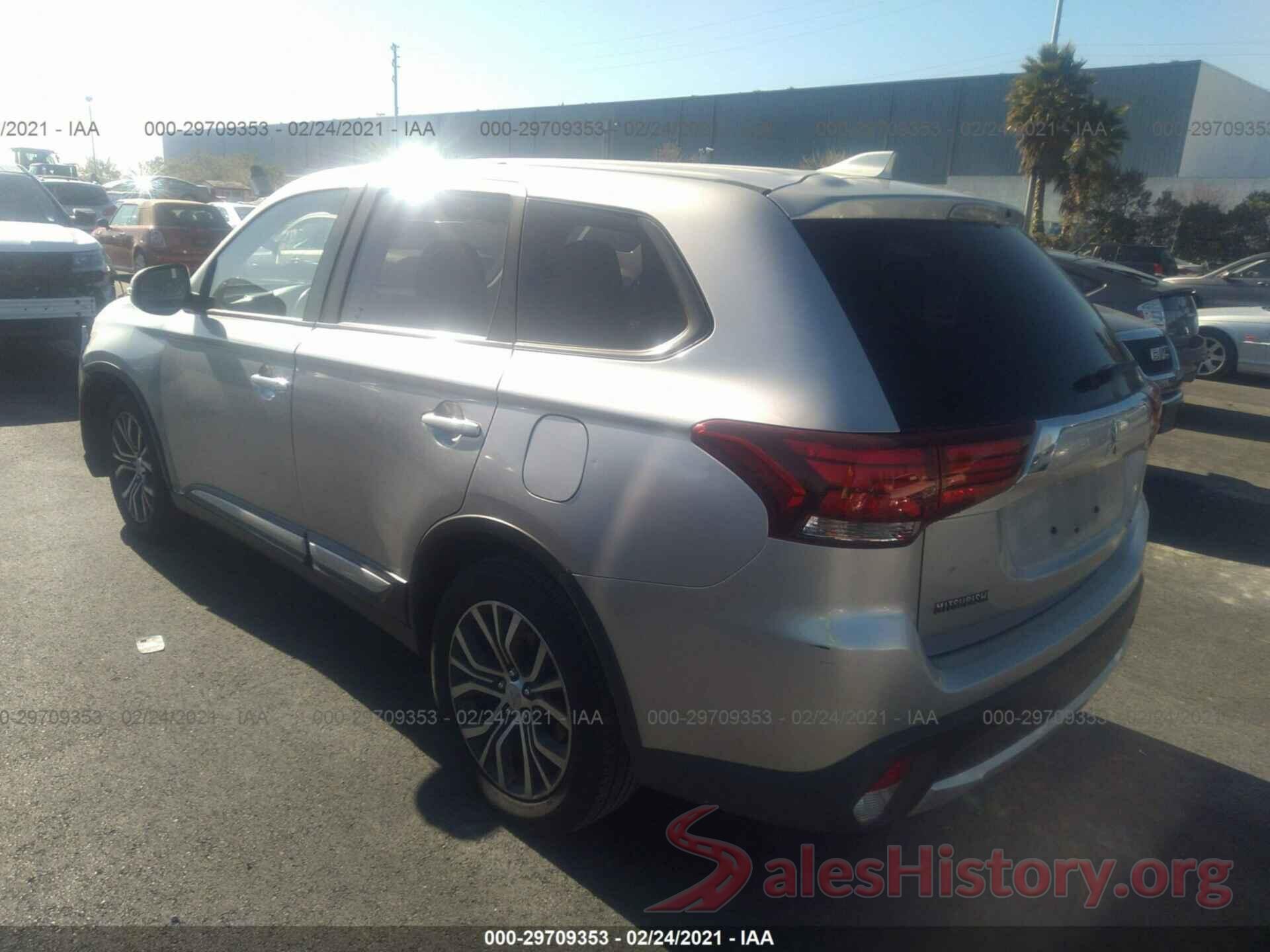 JA4AD3A32JJ003720 2018 MITSUBISHI OUTLANDER