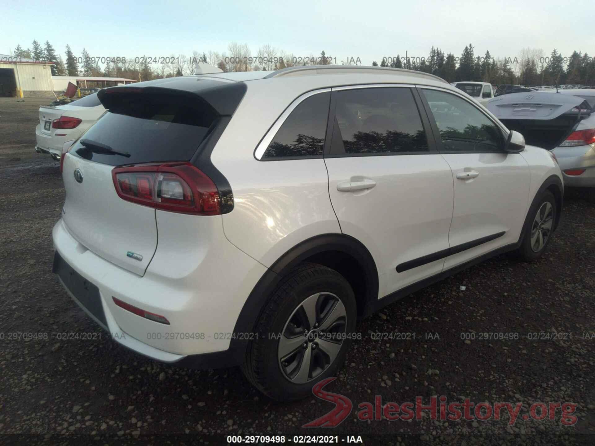 KNDCB3LC5H5058604 2017 KIA NIRO