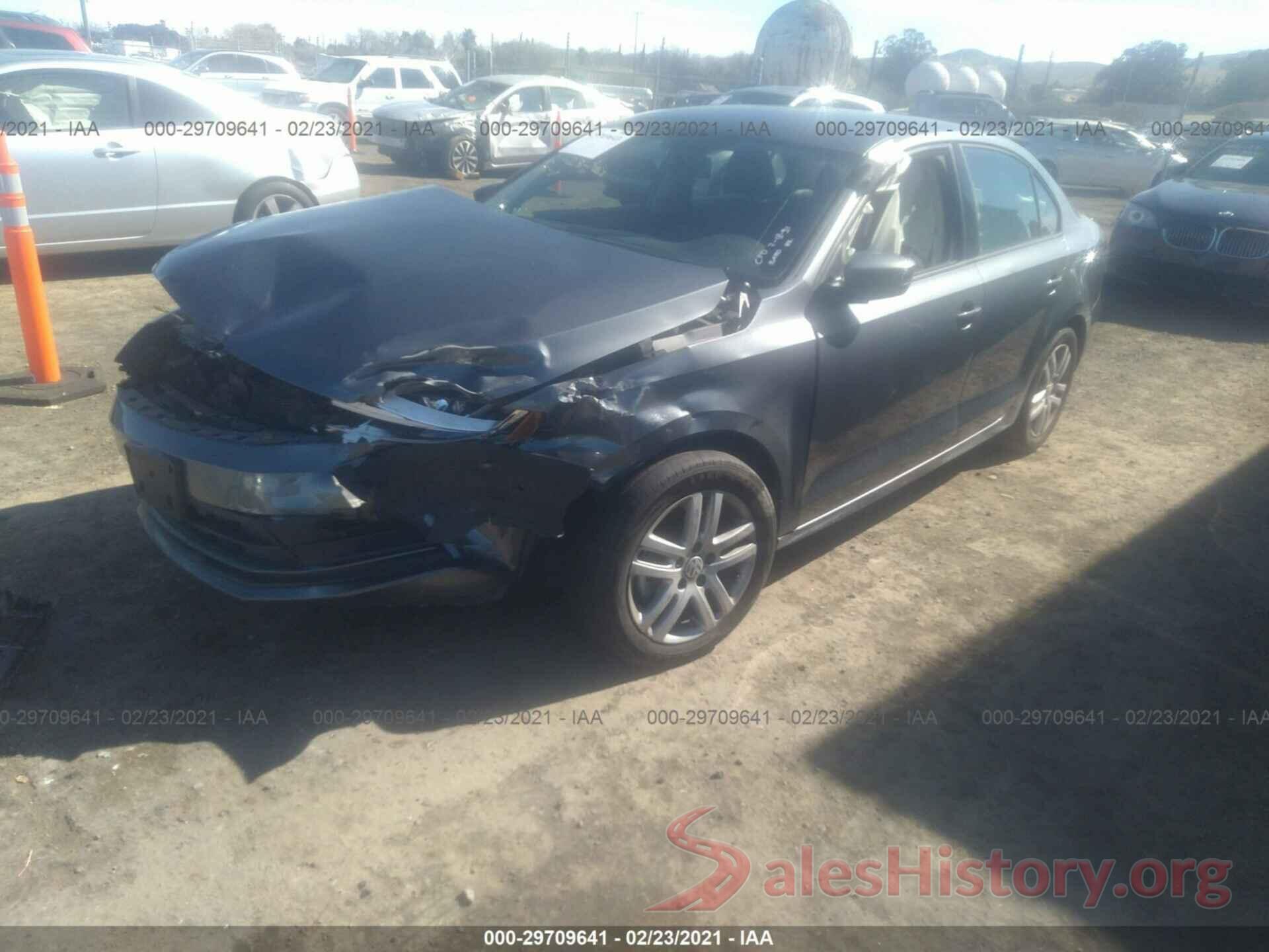 3VW2B7AJ1JM220178 2018 VOLKSWAGEN JETTA