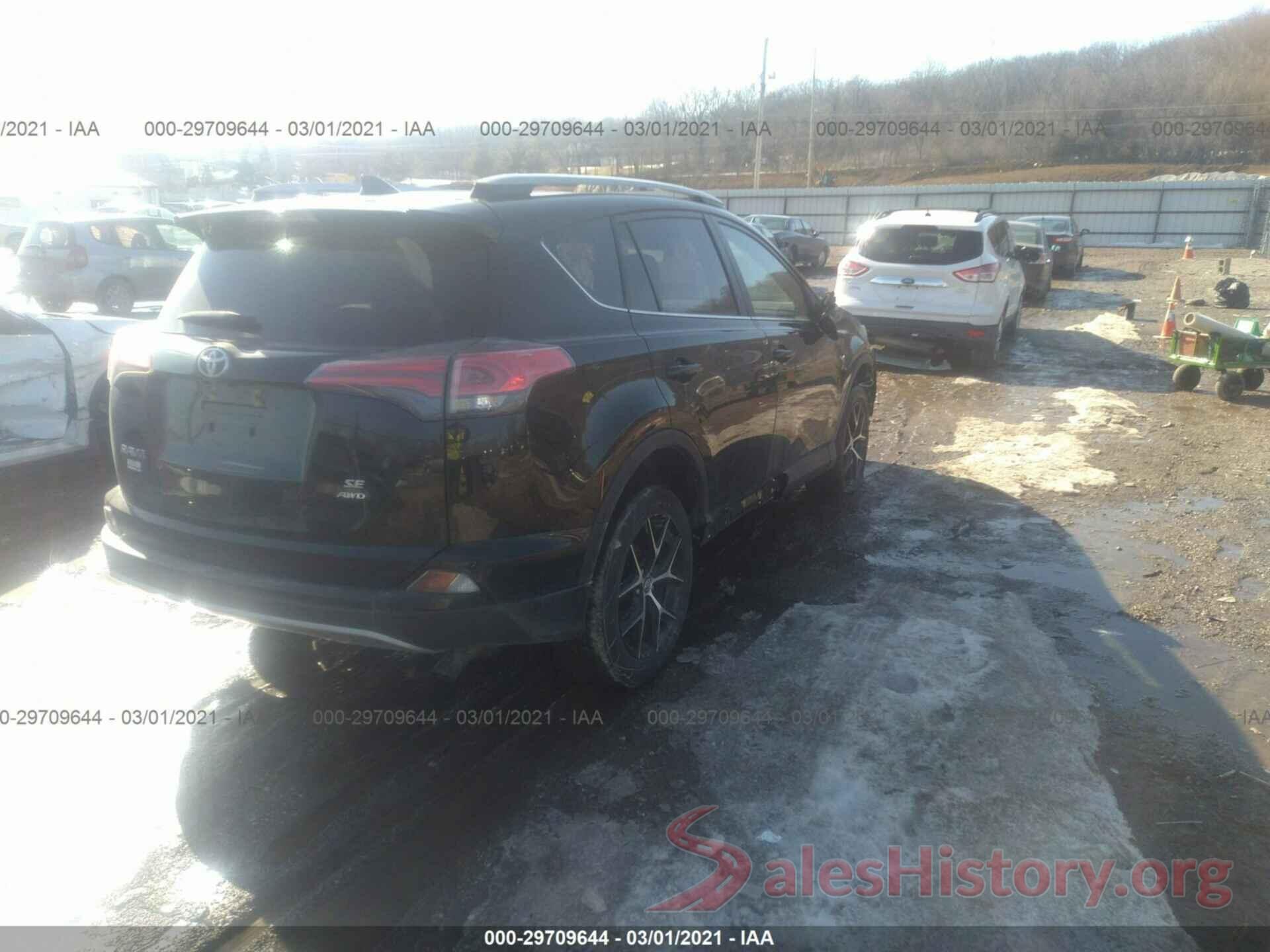 2T3JFREV1JW703714 2018 TOYOTA RAV4