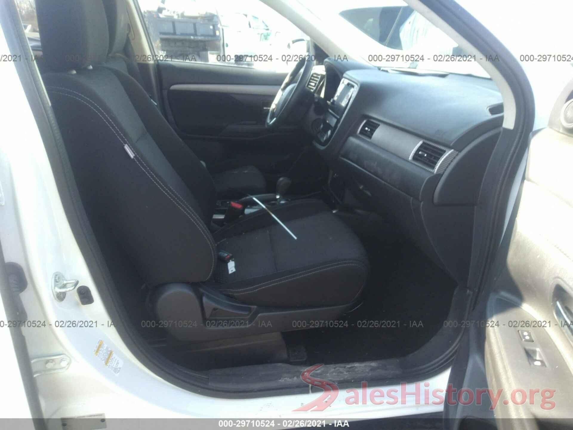 JA4AD3A39JZ032438 2018 MITSUBISHI OUTLANDER