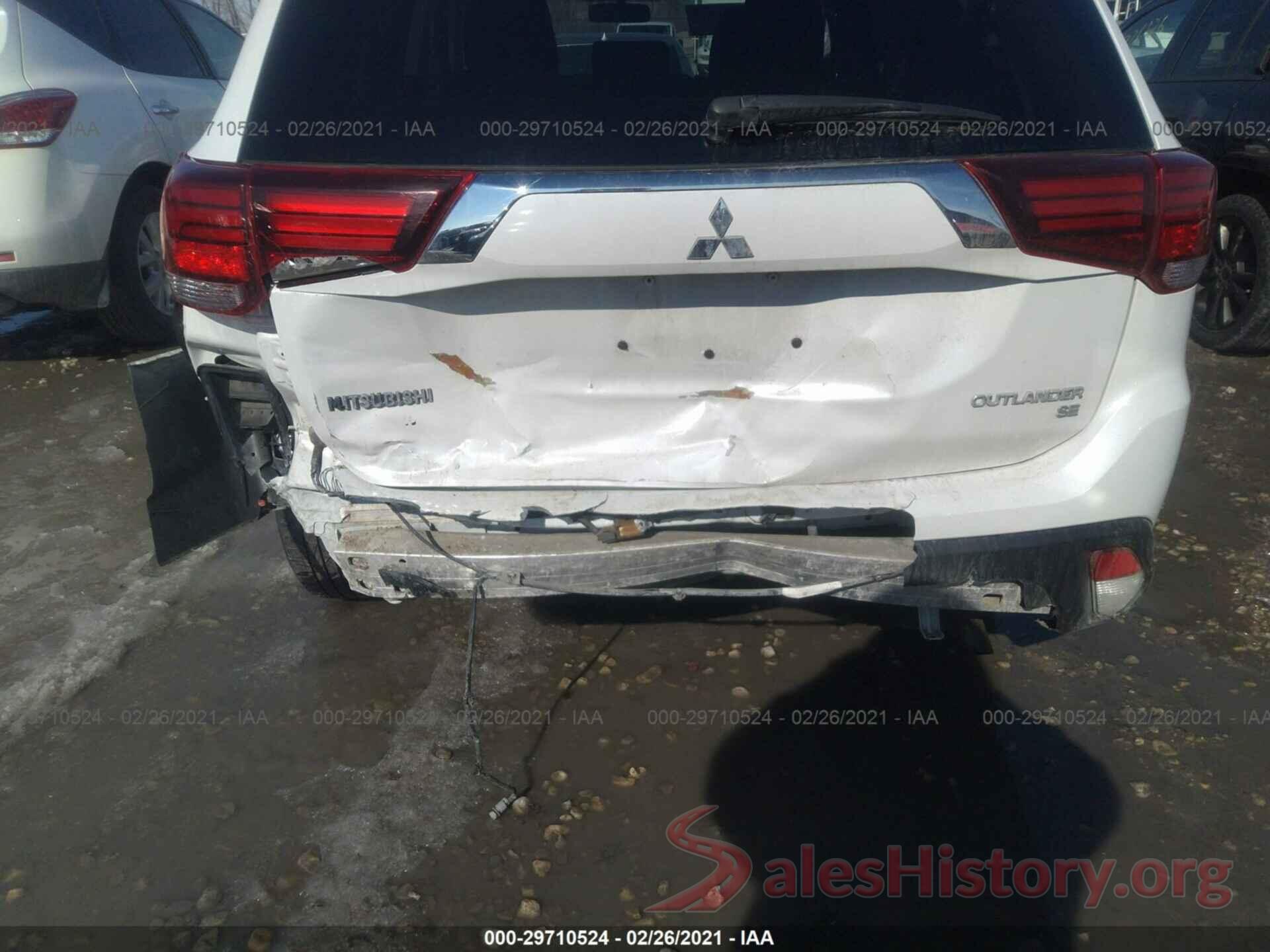 JA4AD3A39JZ032438 2018 MITSUBISHI OUTLANDER