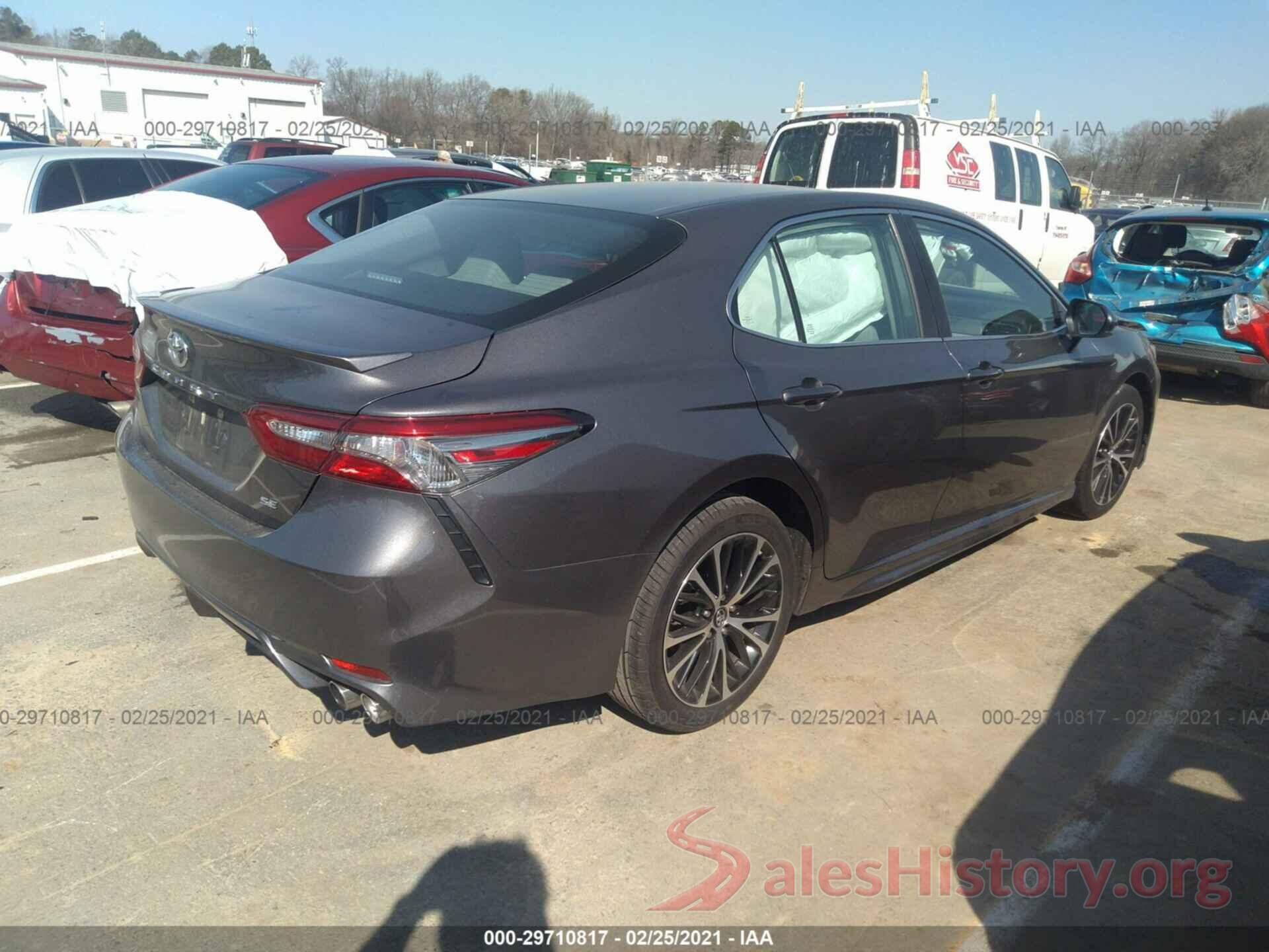 4T1B11HK6JU147513 2018 TOYOTA CAMRY