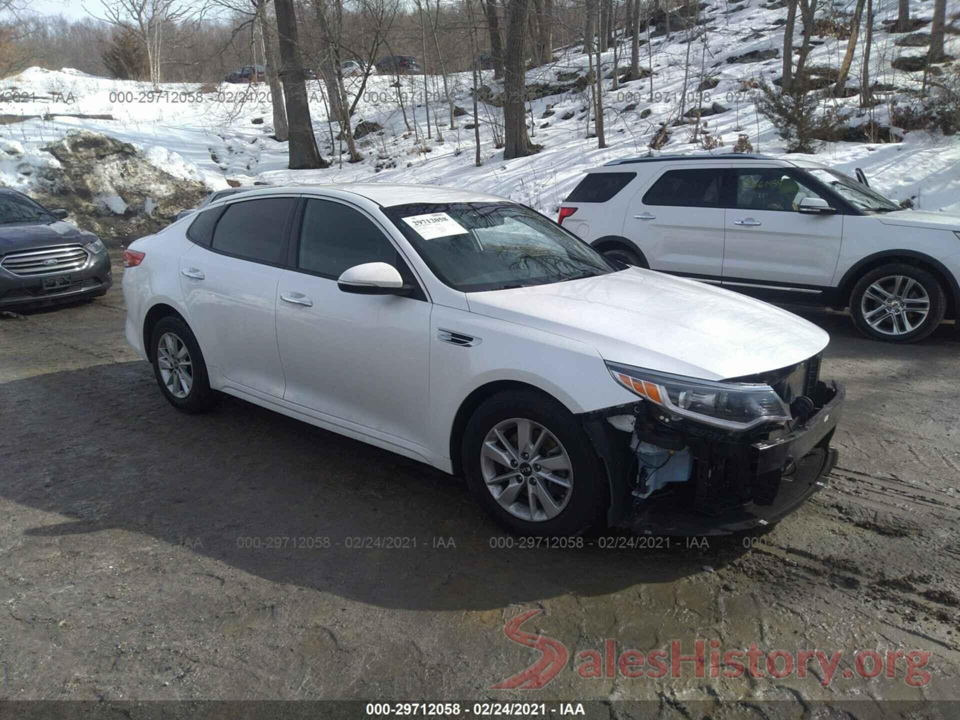 KNAGT4L31J5235771 2018 KIA OPTIMA