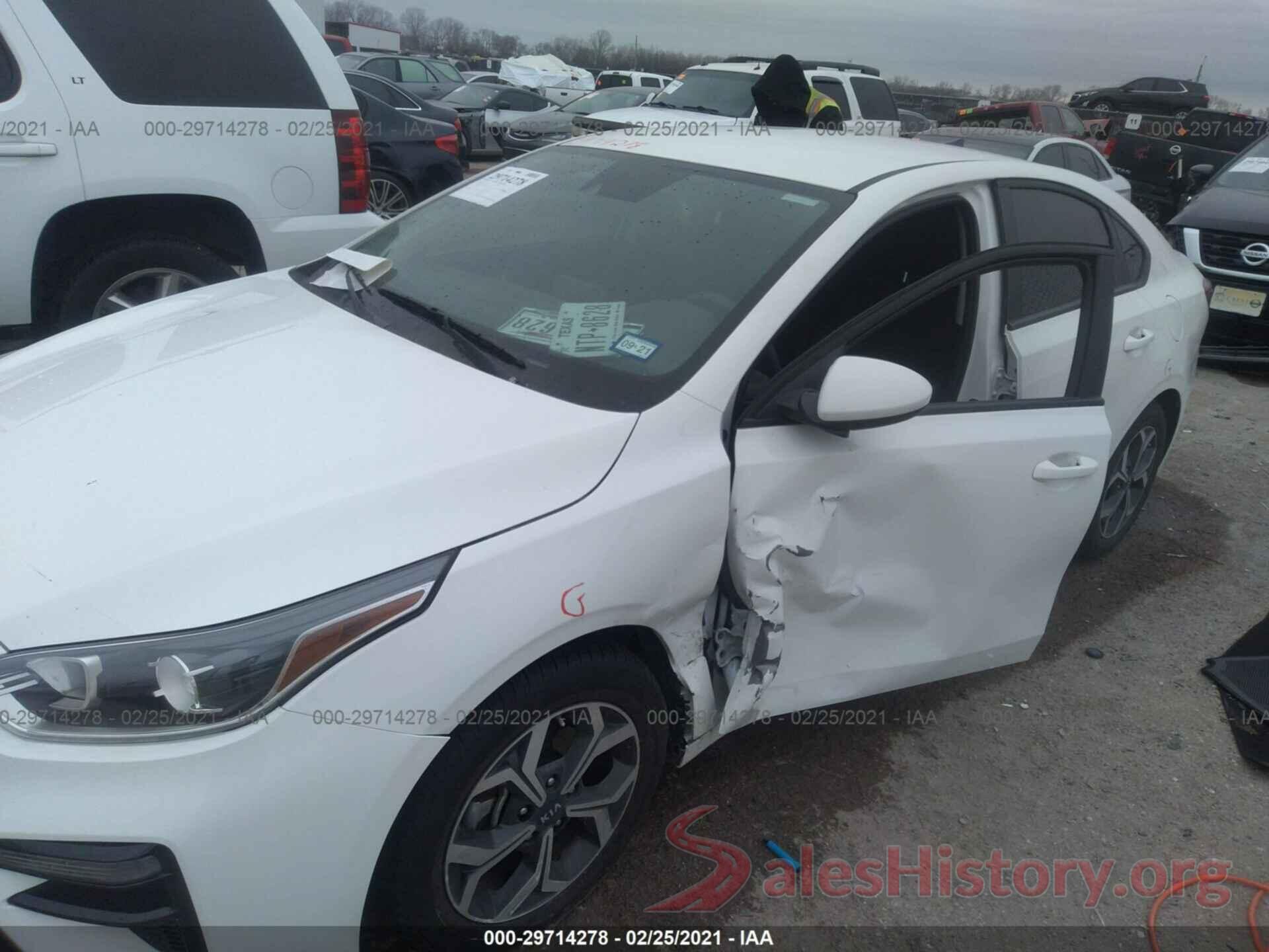 3KPF24AD2KE060756 2019 KIA FORTE