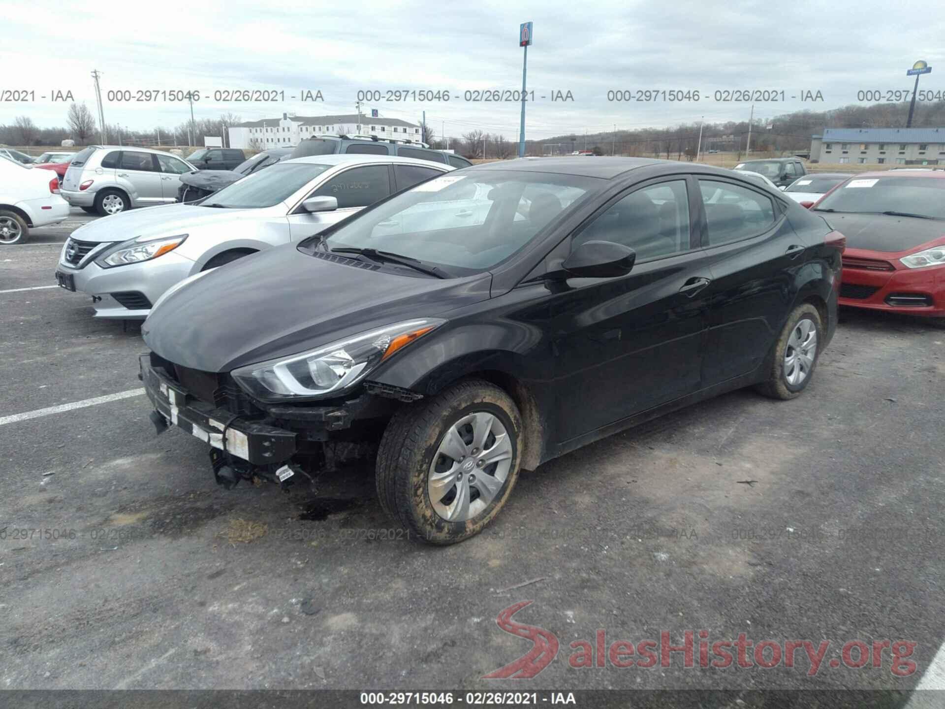 5NPDH4AE8GH780676 2016 HYUNDAI ELANTRA