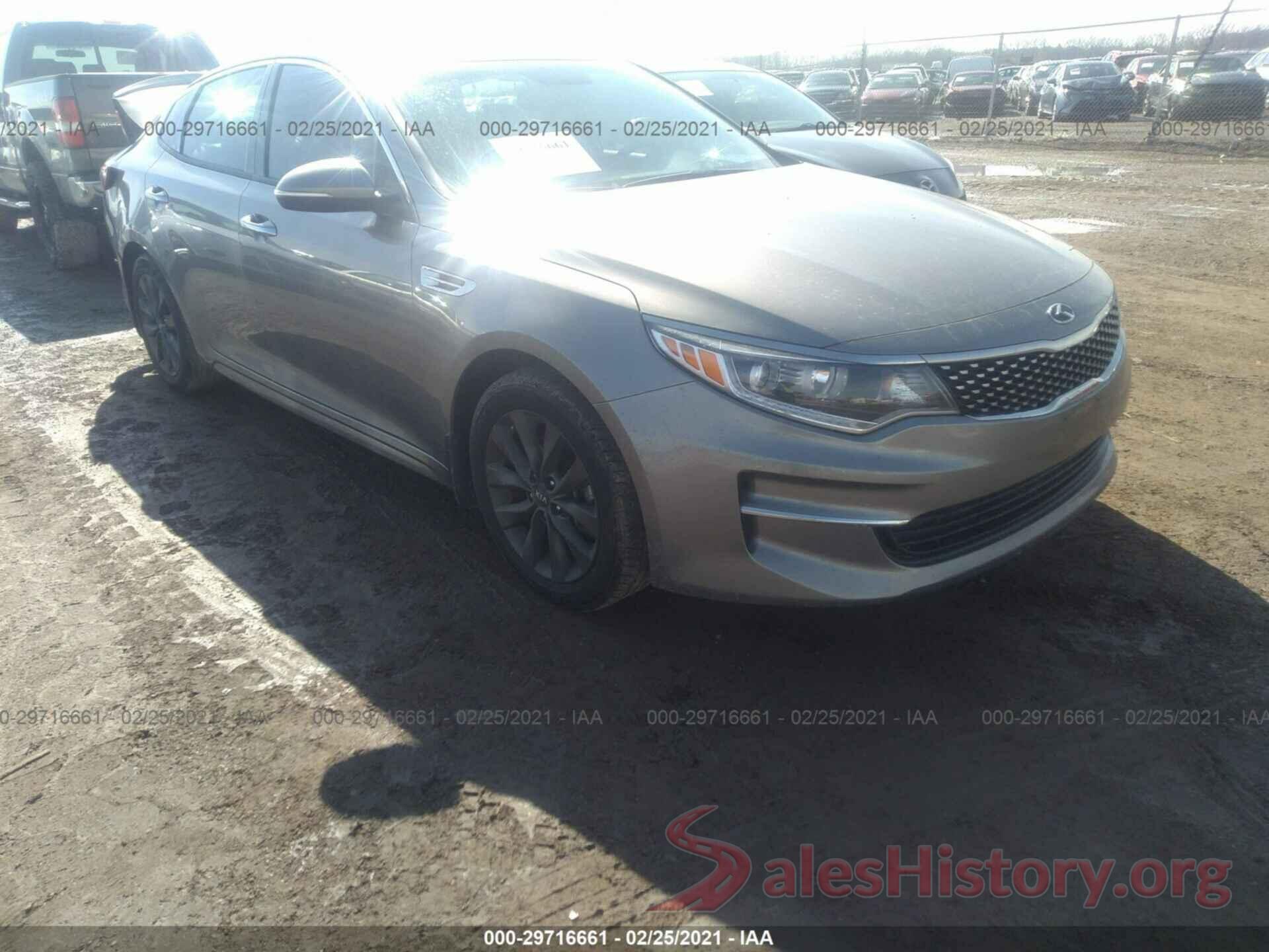 5XXGU4L37JG228027 2018 KIA OPTIMA