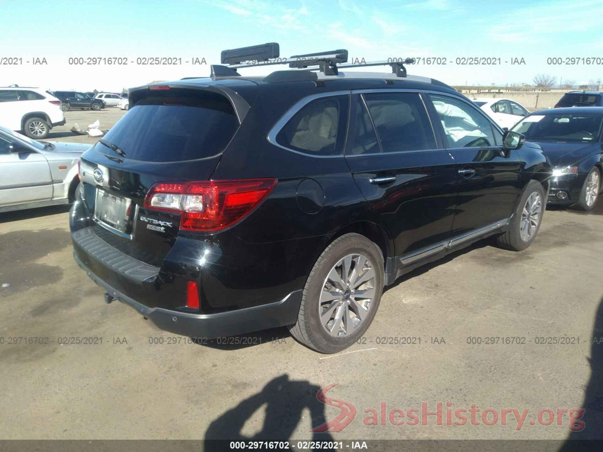 4S4BSATC8H3377924 2017 SUBARU OUTBACK