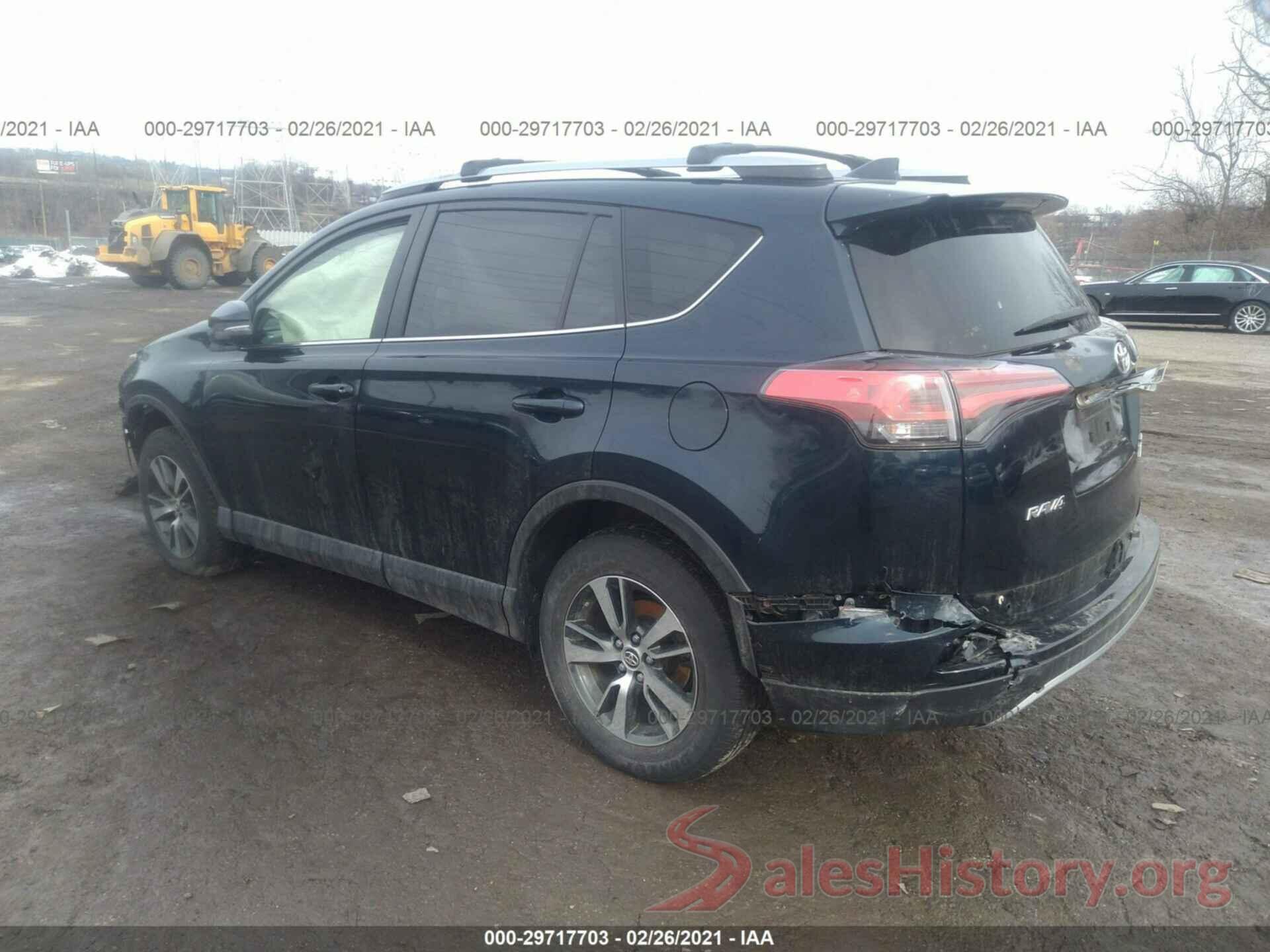 JTMRFREV5HJ164011 2017 TOYOTA RAV4